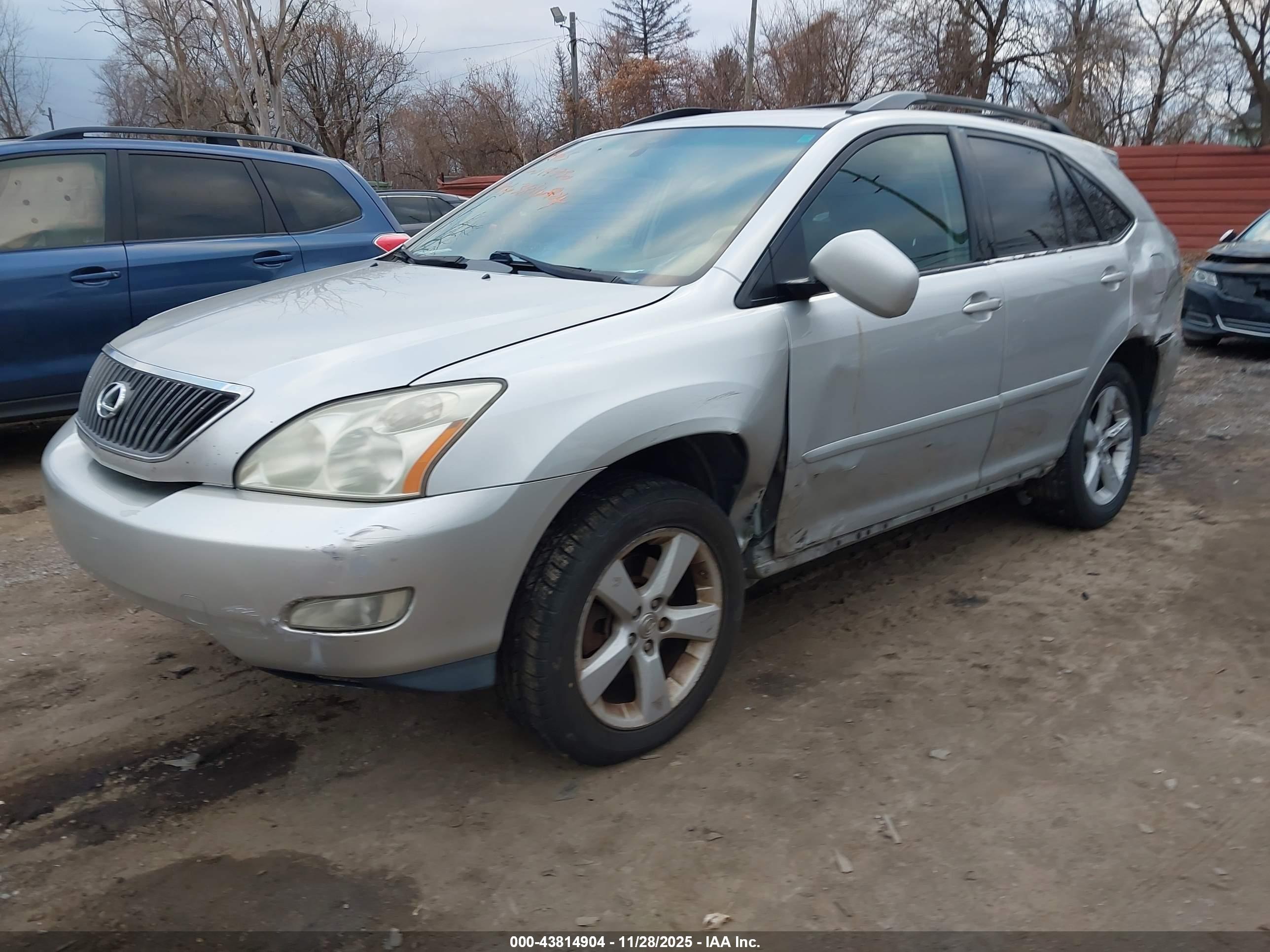 LEXUS RX image 2