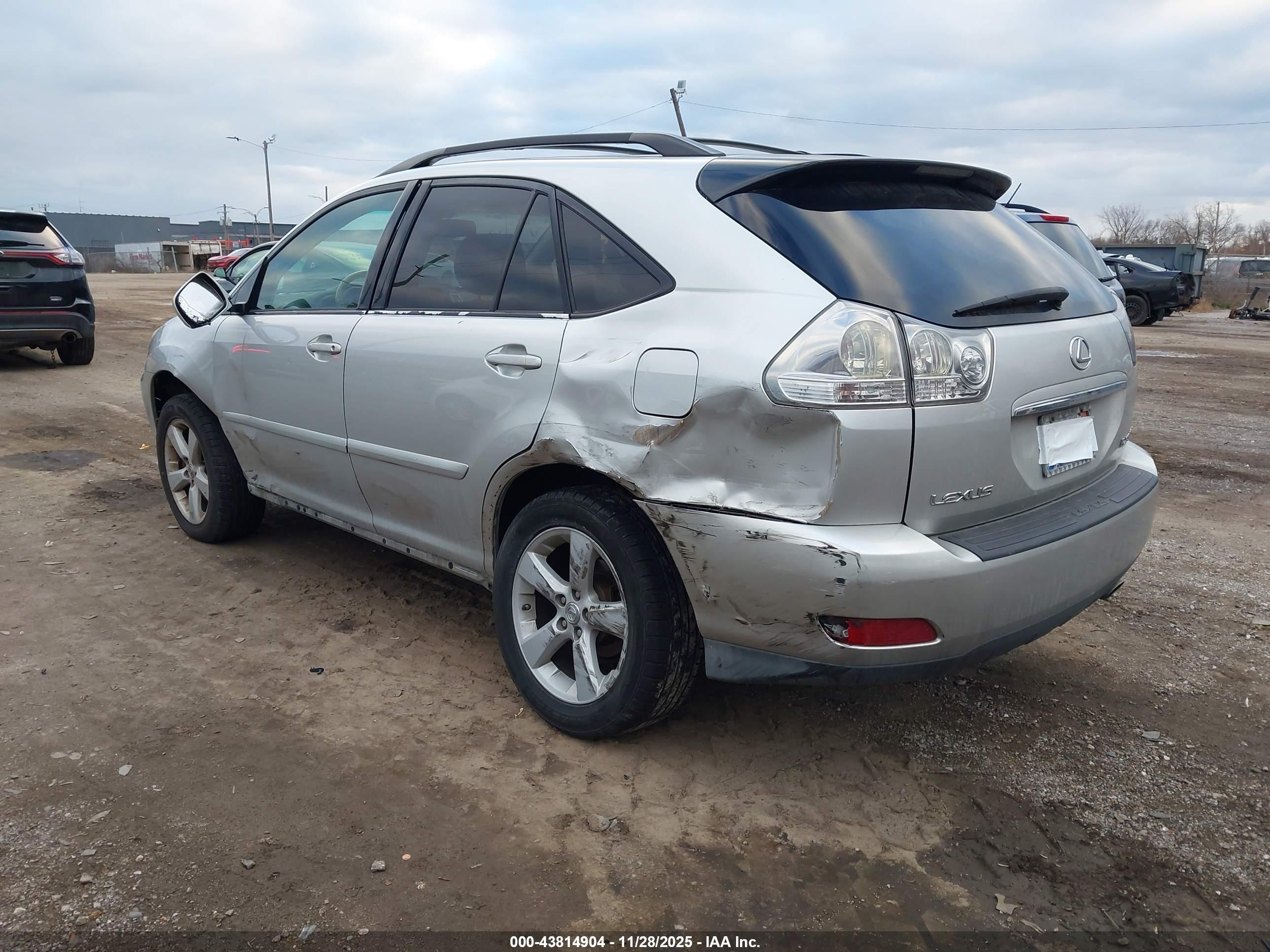 LEXUS RX image 3