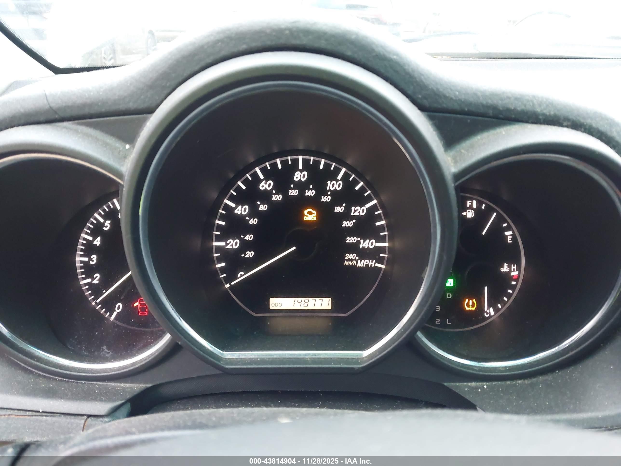 LEXUS RX image 7