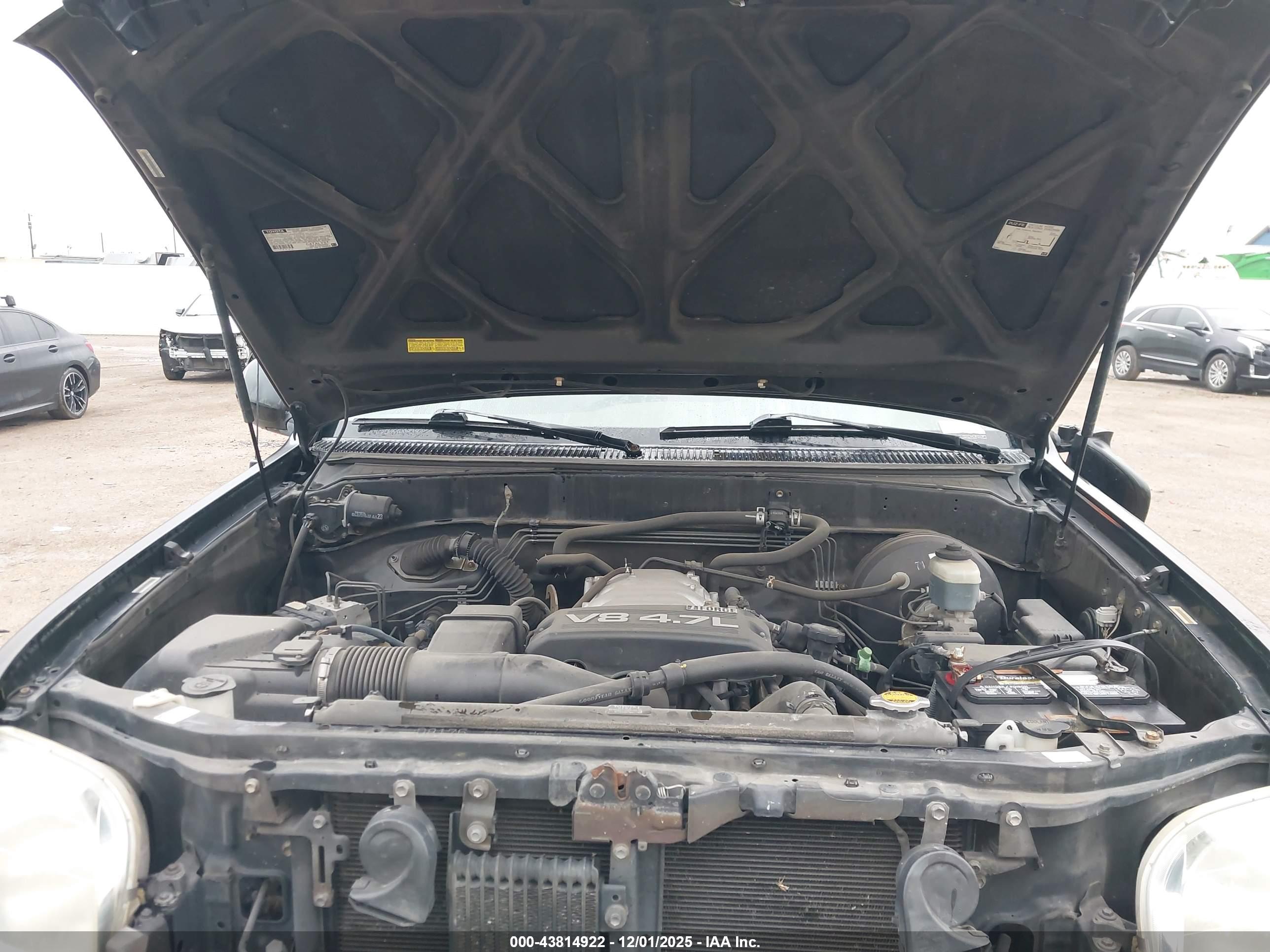 TOYOTA TUNDRA image 10