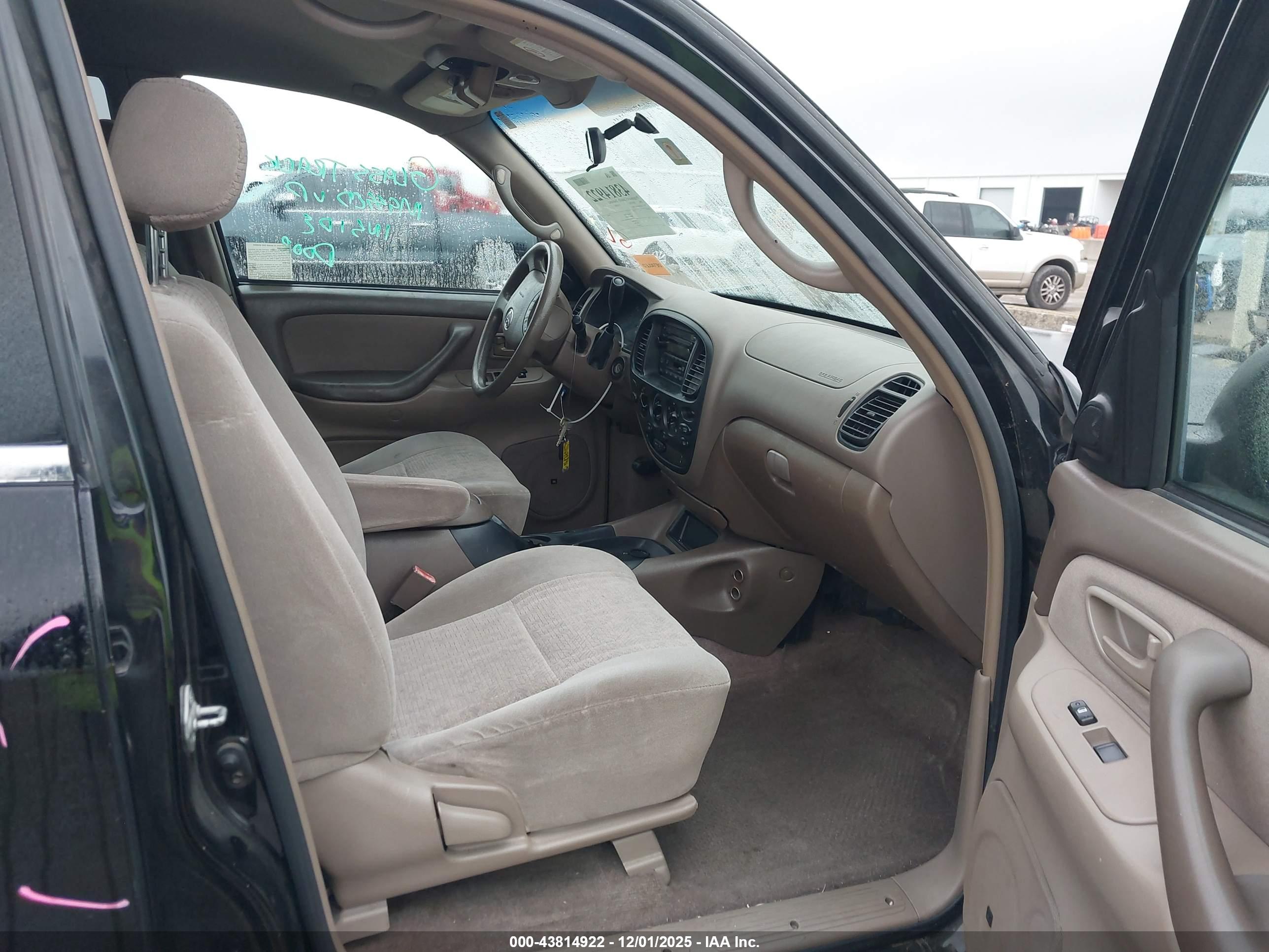 TOYOTA TUNDRA image 5