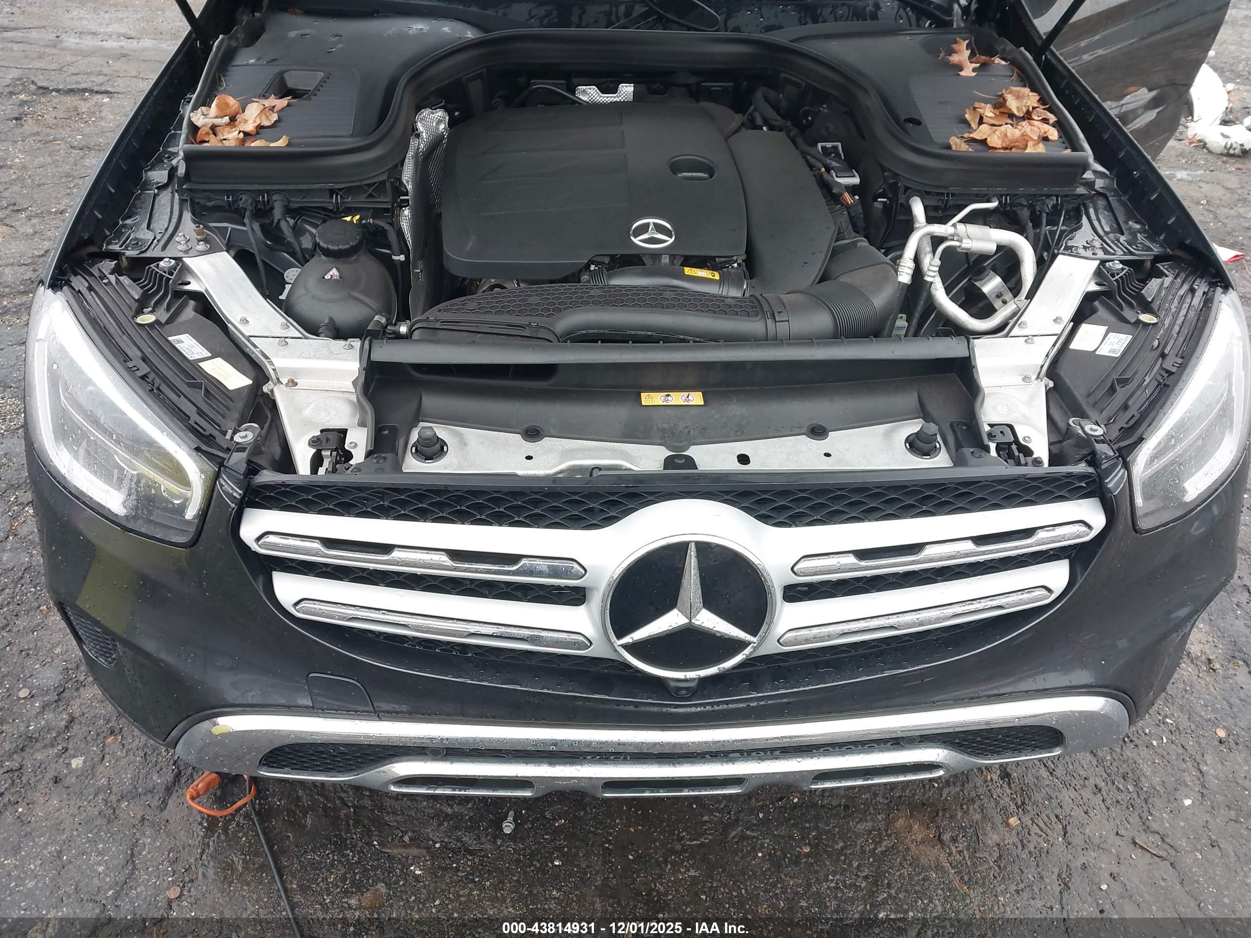 MERCEDES-BENZ GLC image 10