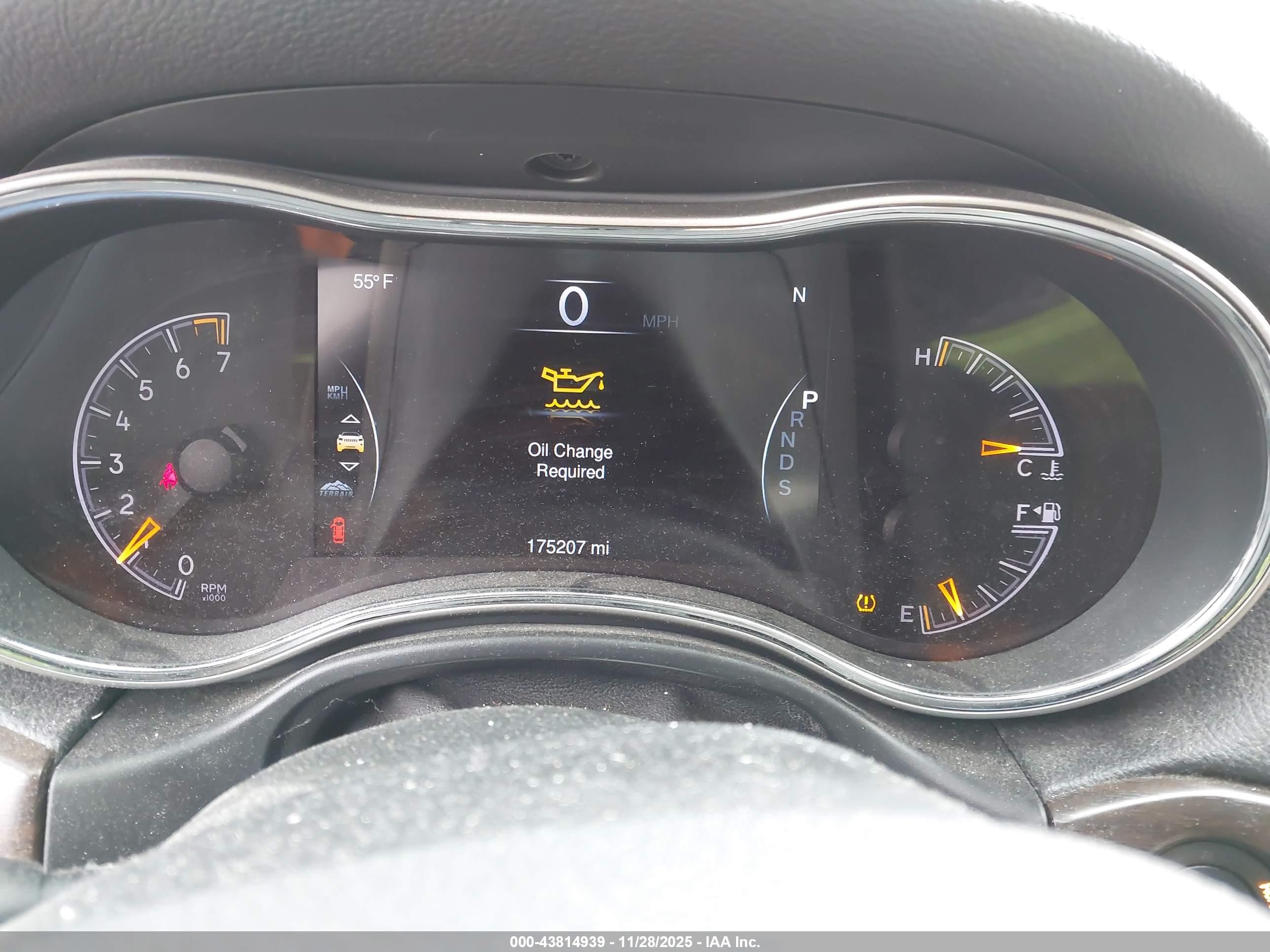 JEEP GRAND image 7