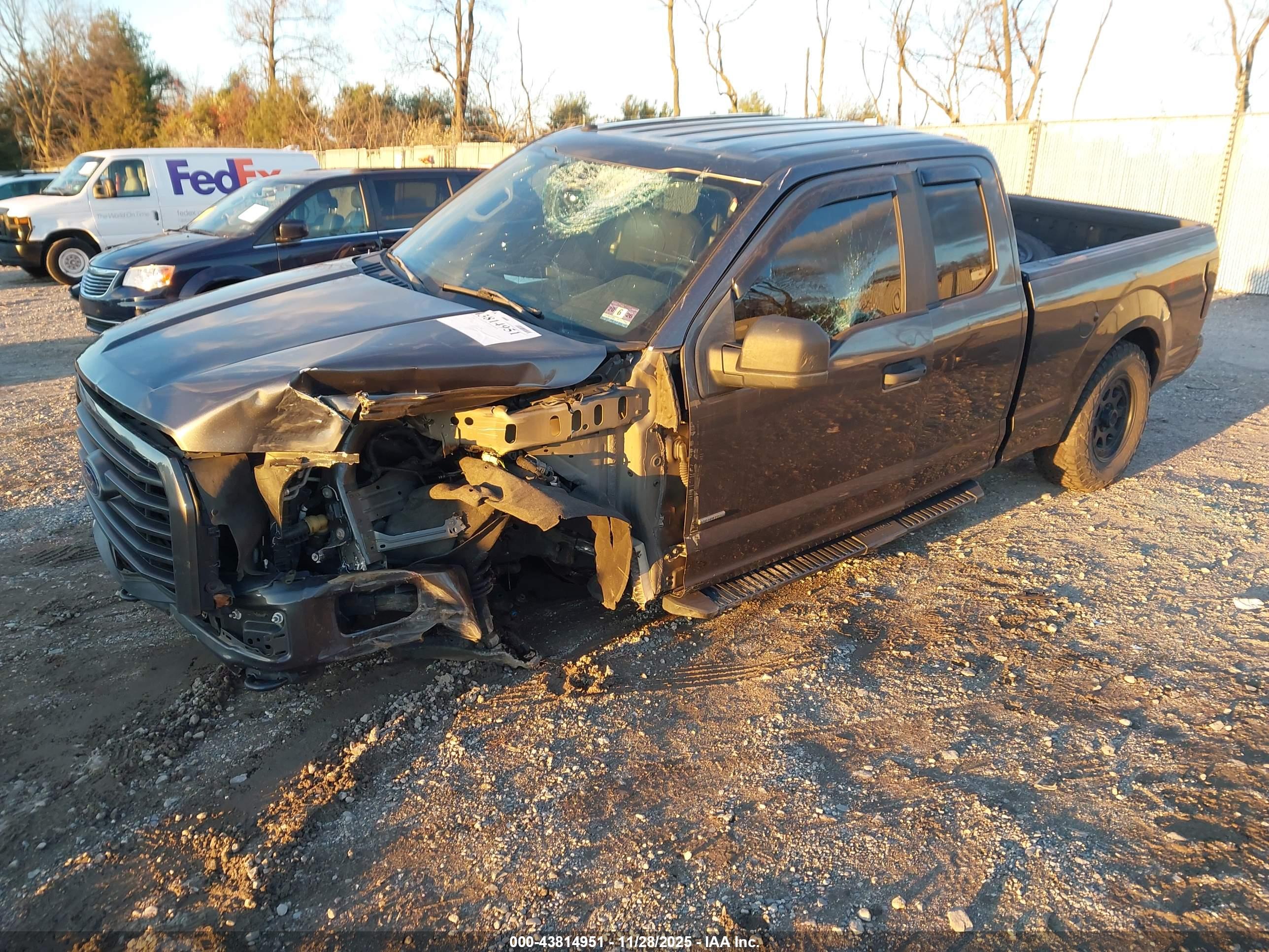 FORD F-150 image 2
