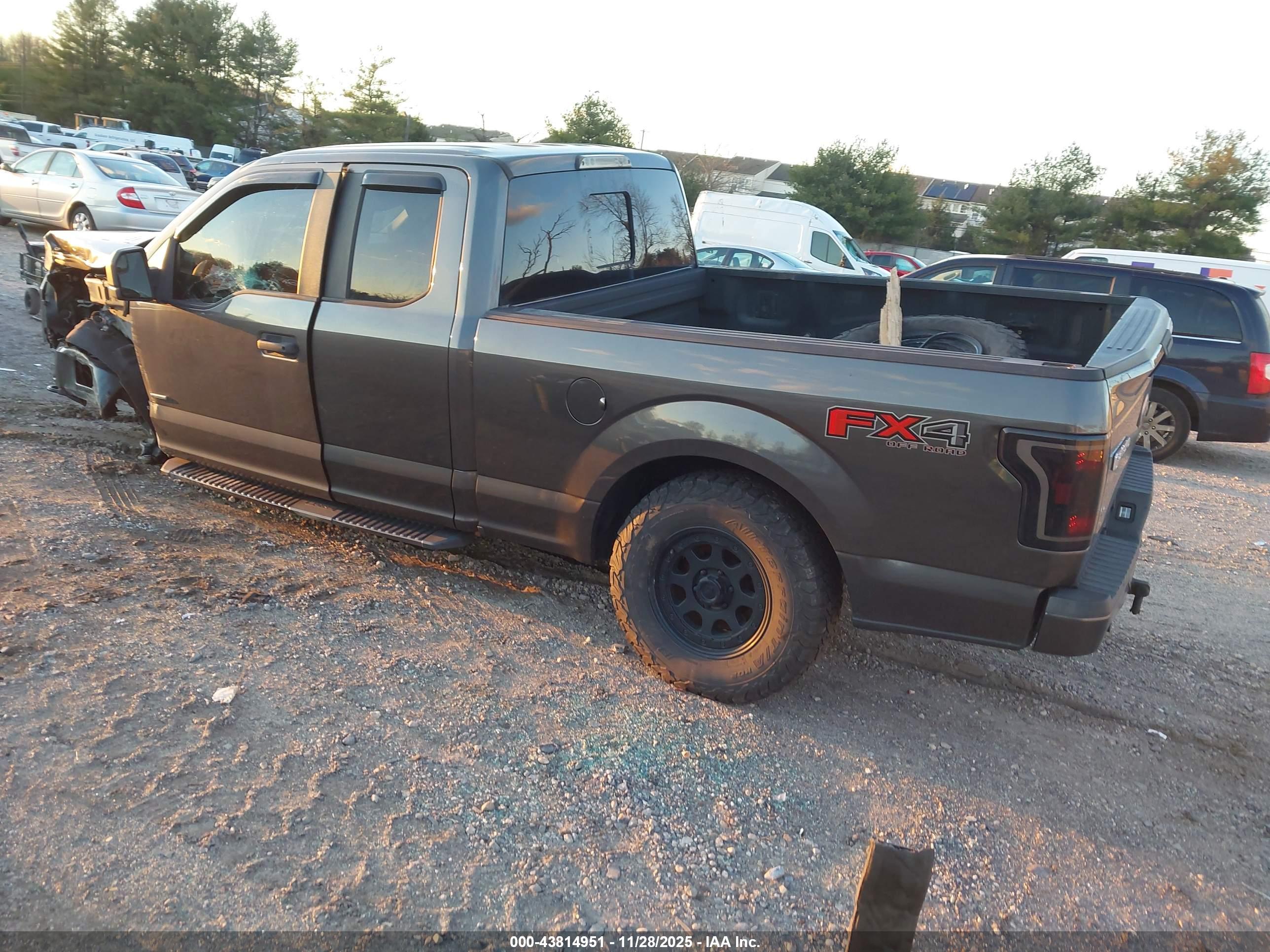 FORD F-150 image 3