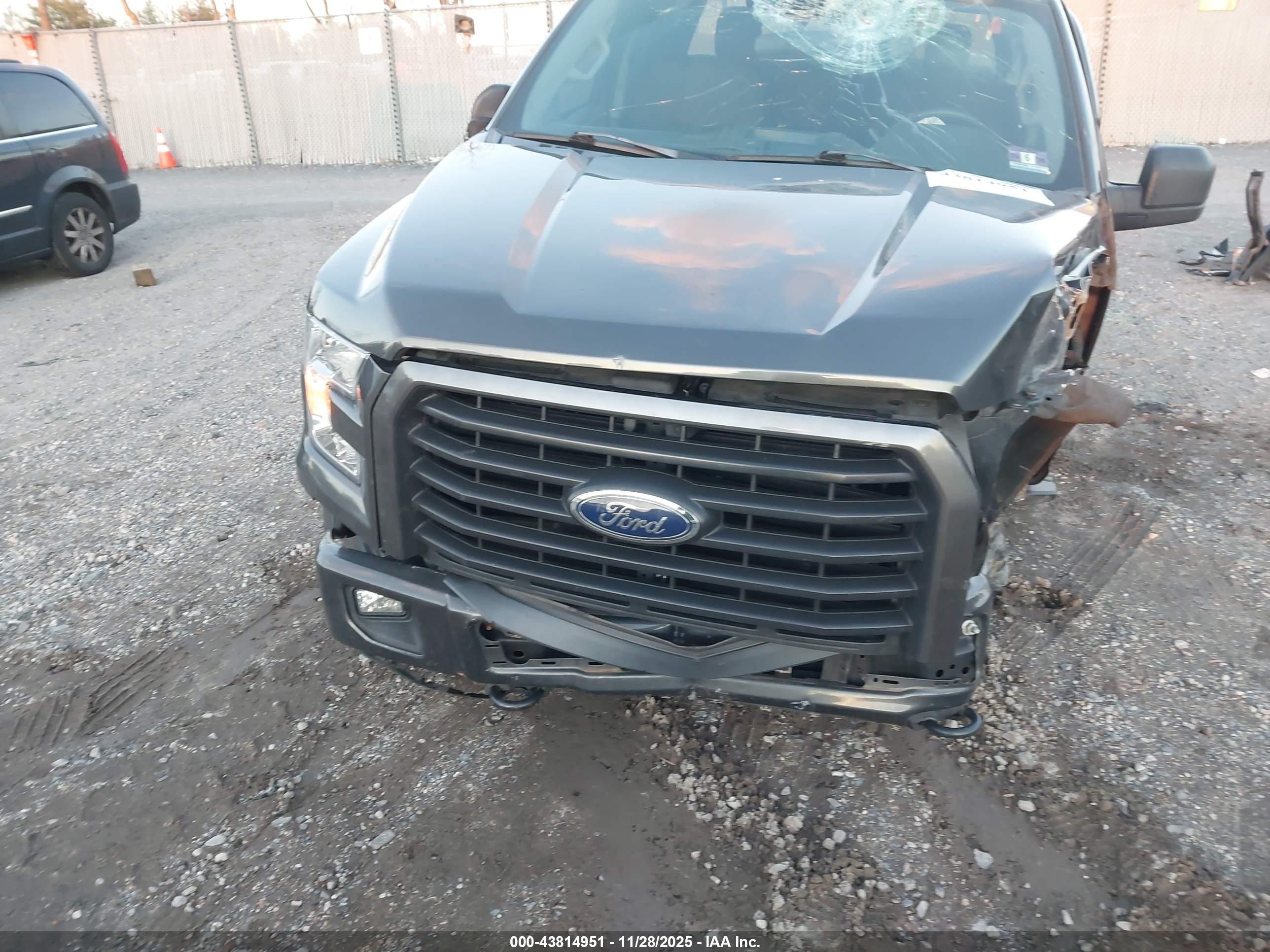 FORD F-150 image 6
