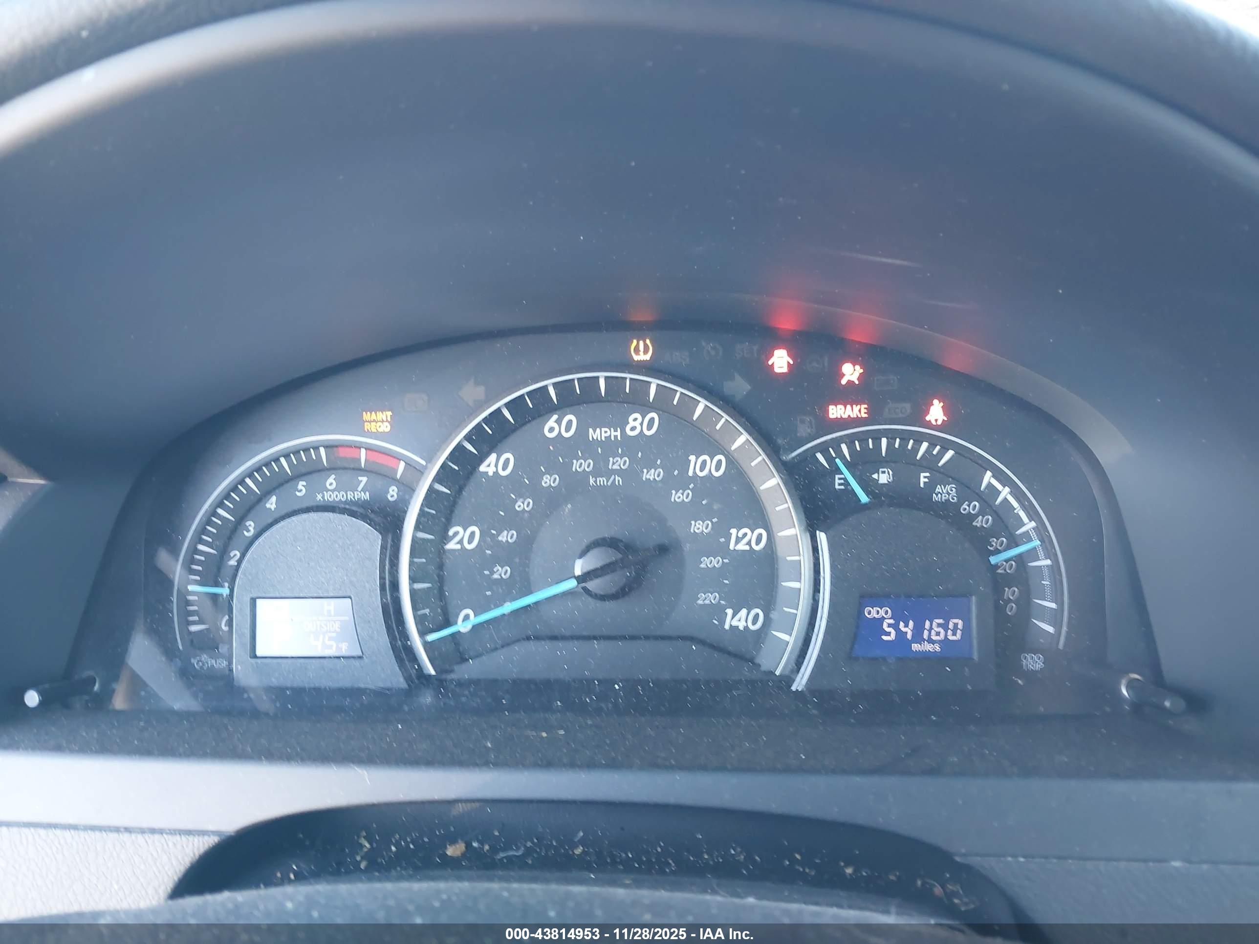 TOYOTA CAMRY image 7