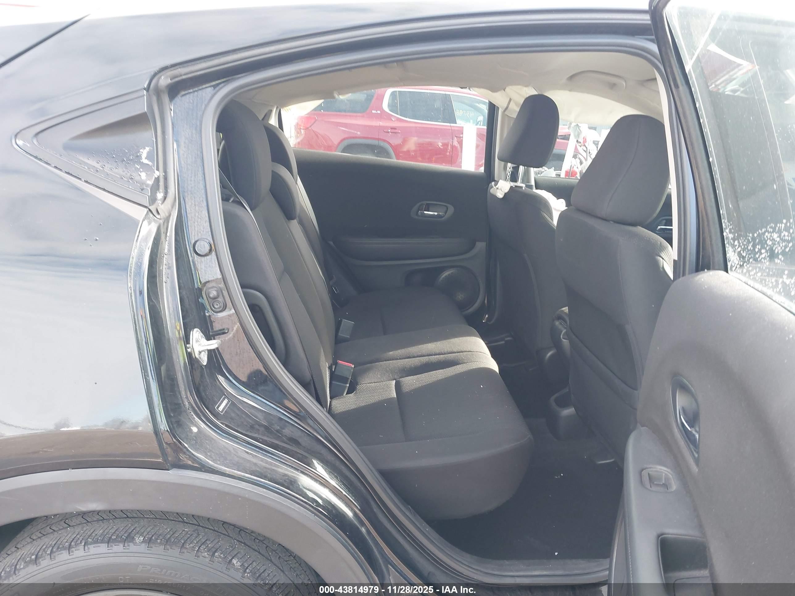 HONDA HR-V image 8