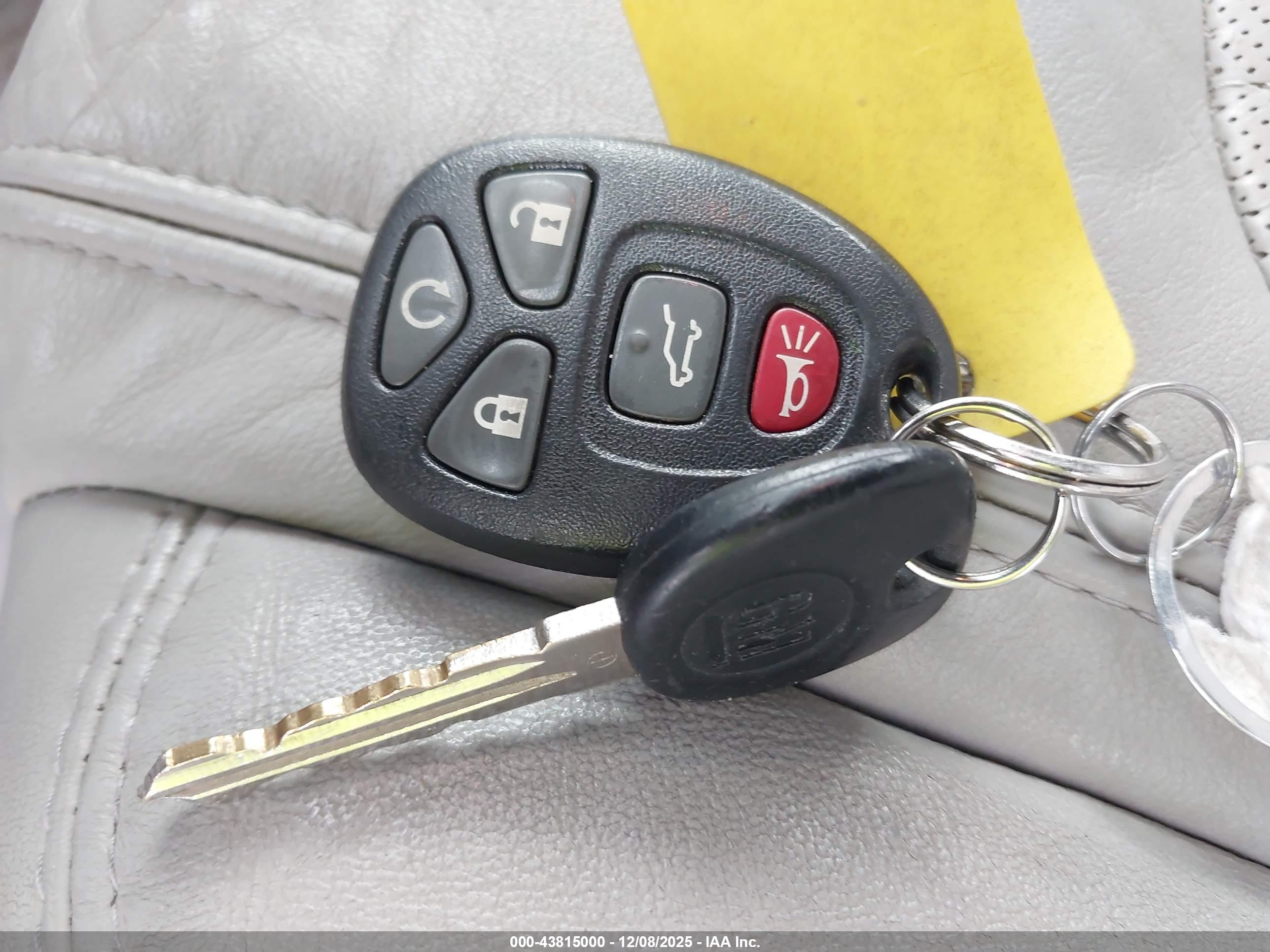BUICK ENCLAVE image 11