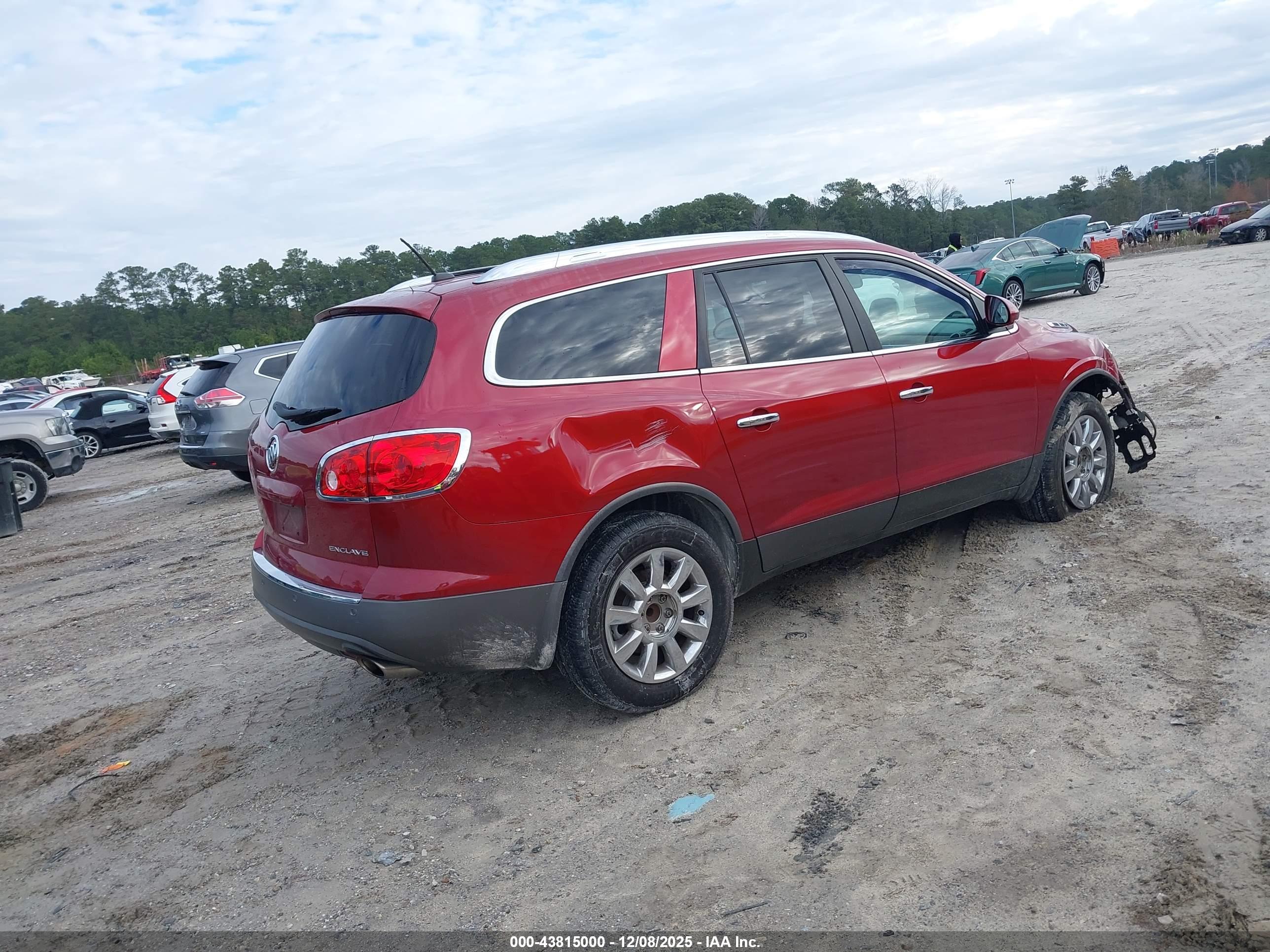 BUICK ENCLAVE image 4