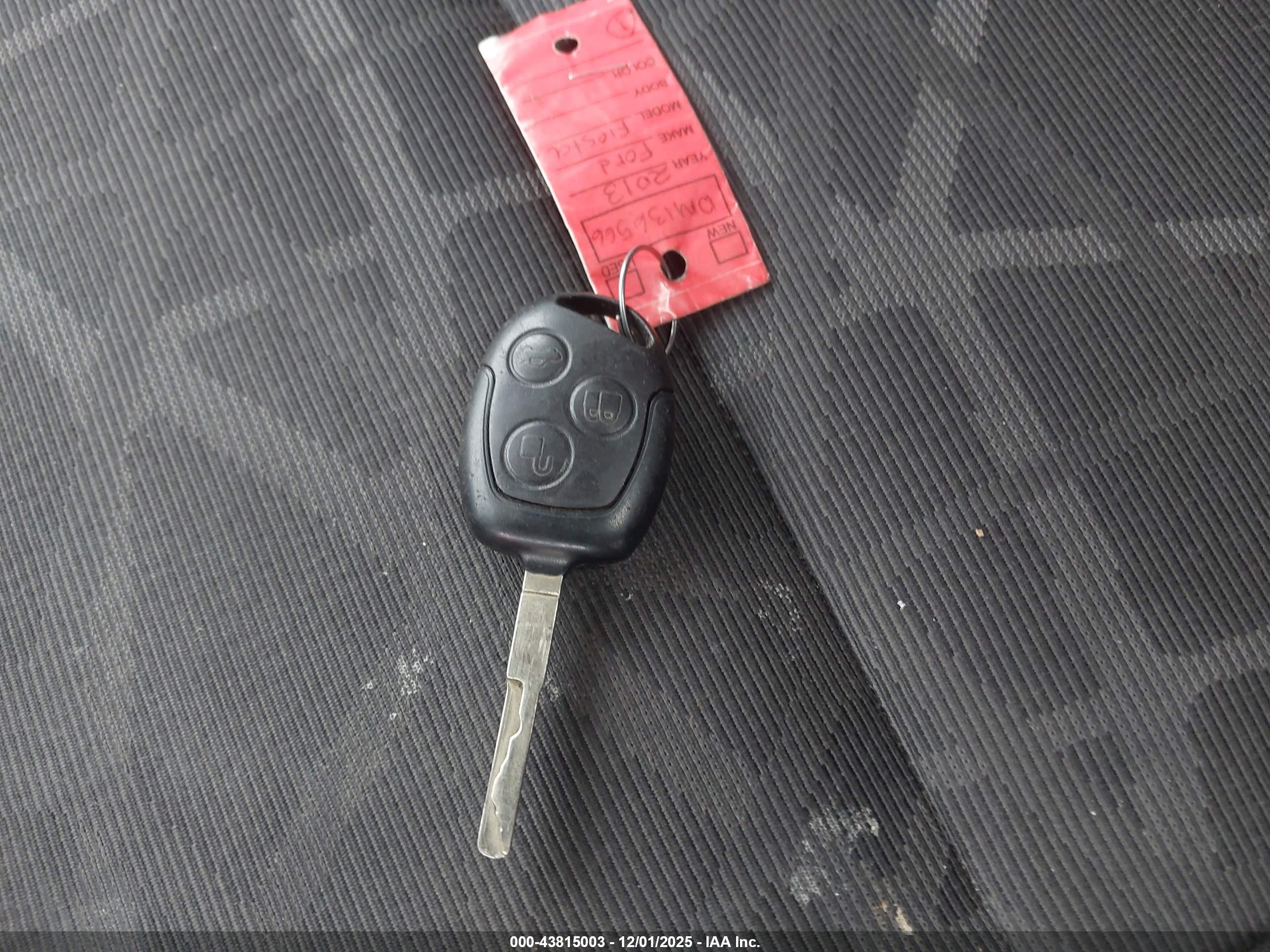 FORD FIESTA image 11