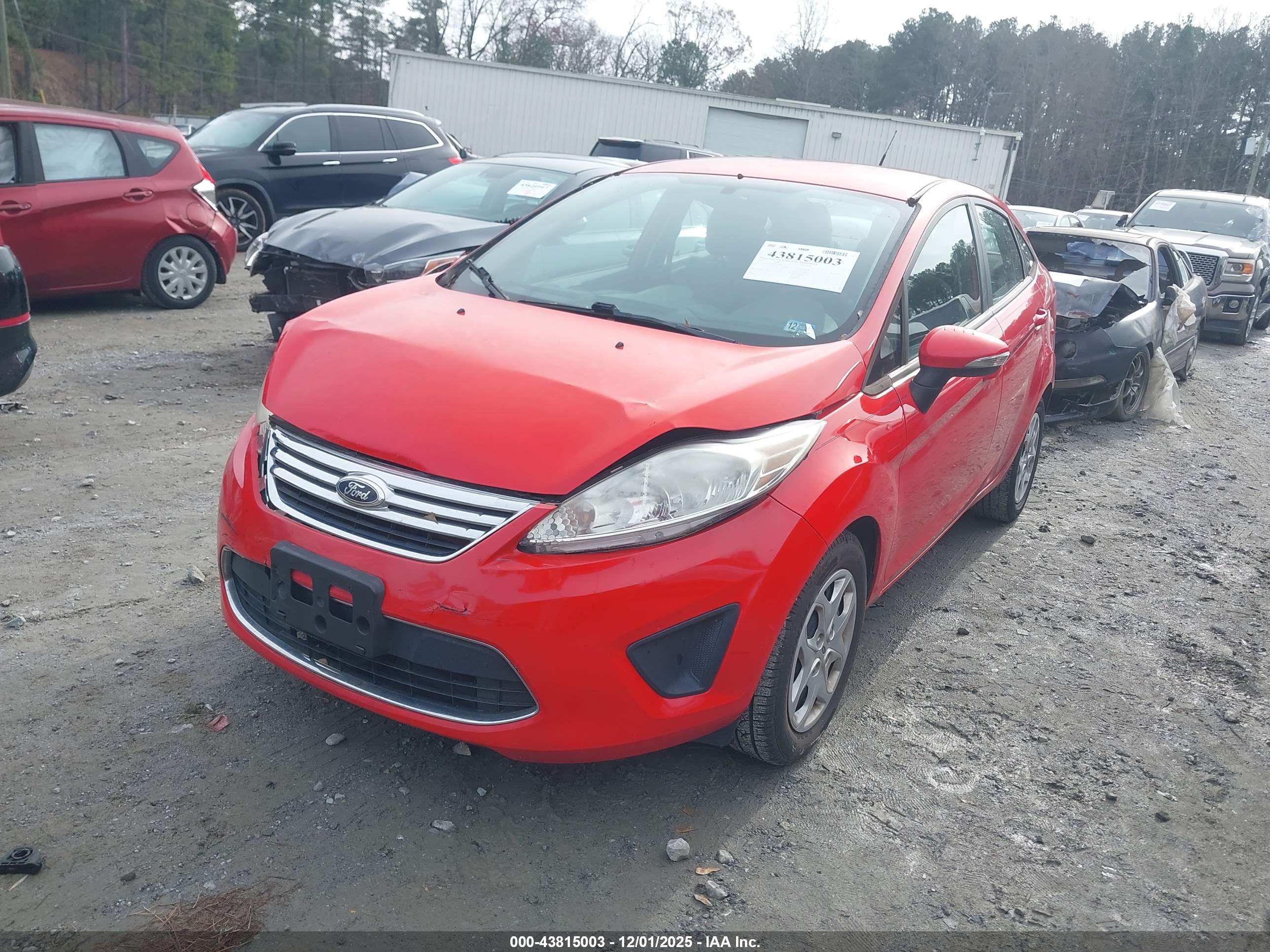 FORD FIESTA image 2