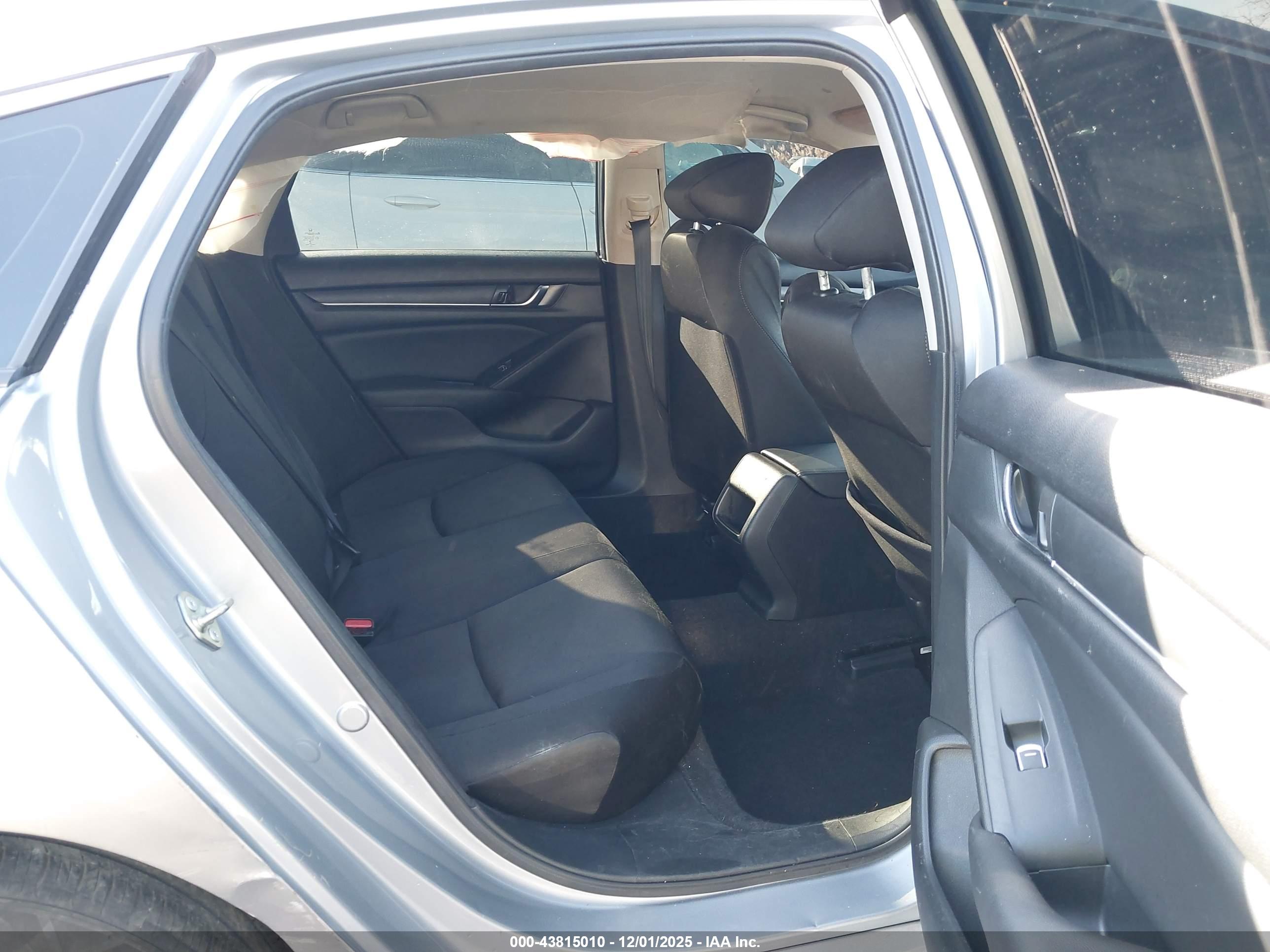 HONDA ACCORD image 8