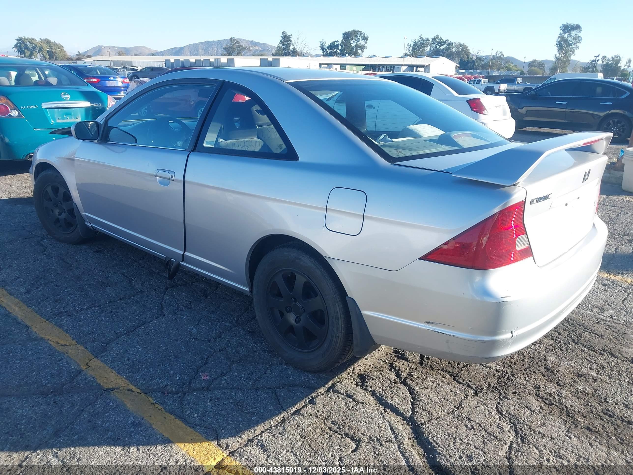 HONDA CIVIC image 3