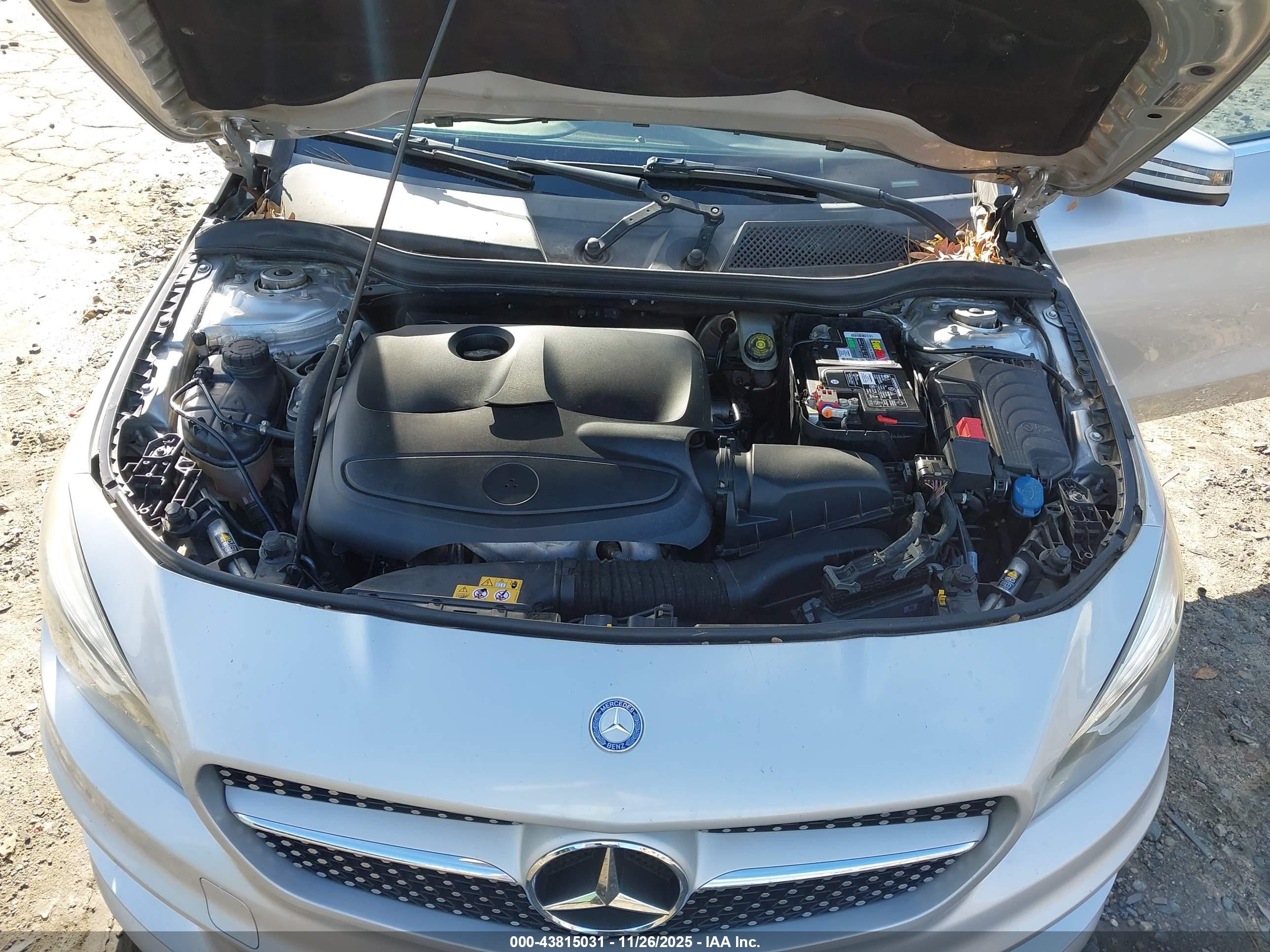 MERCEDES-BENZ CLA image 10