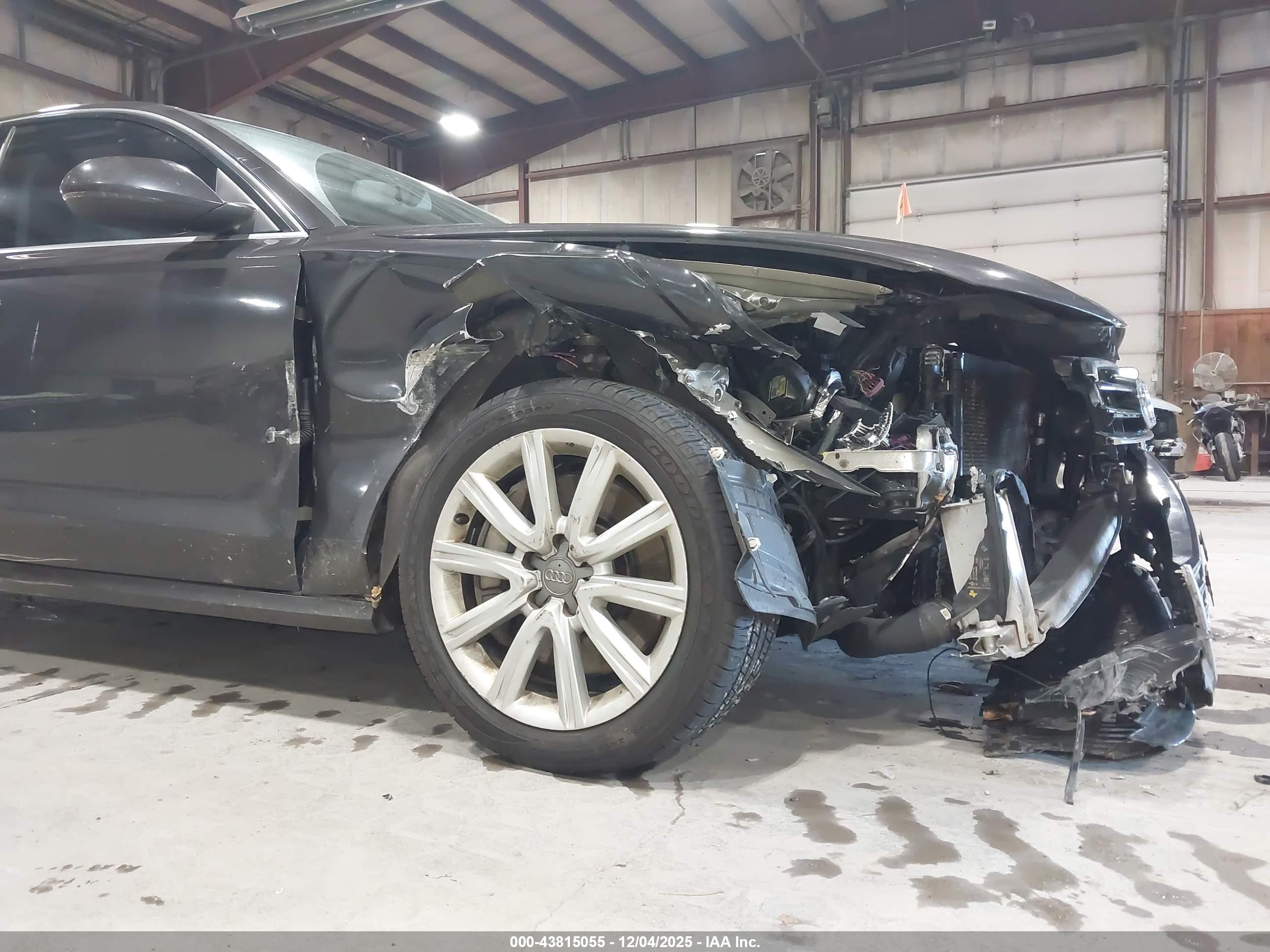 AUDI A6 image 6