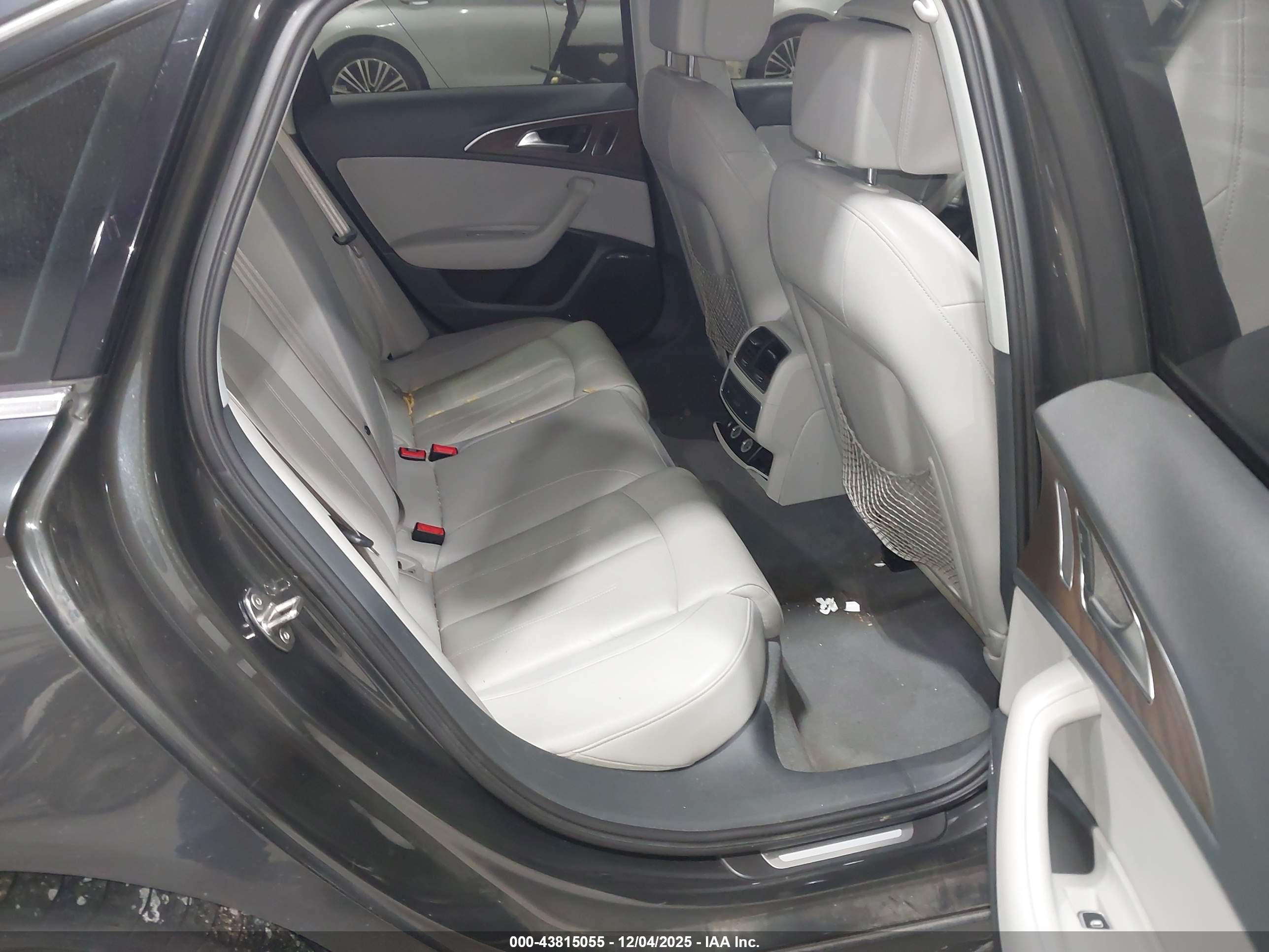 AUDI A6 image 8