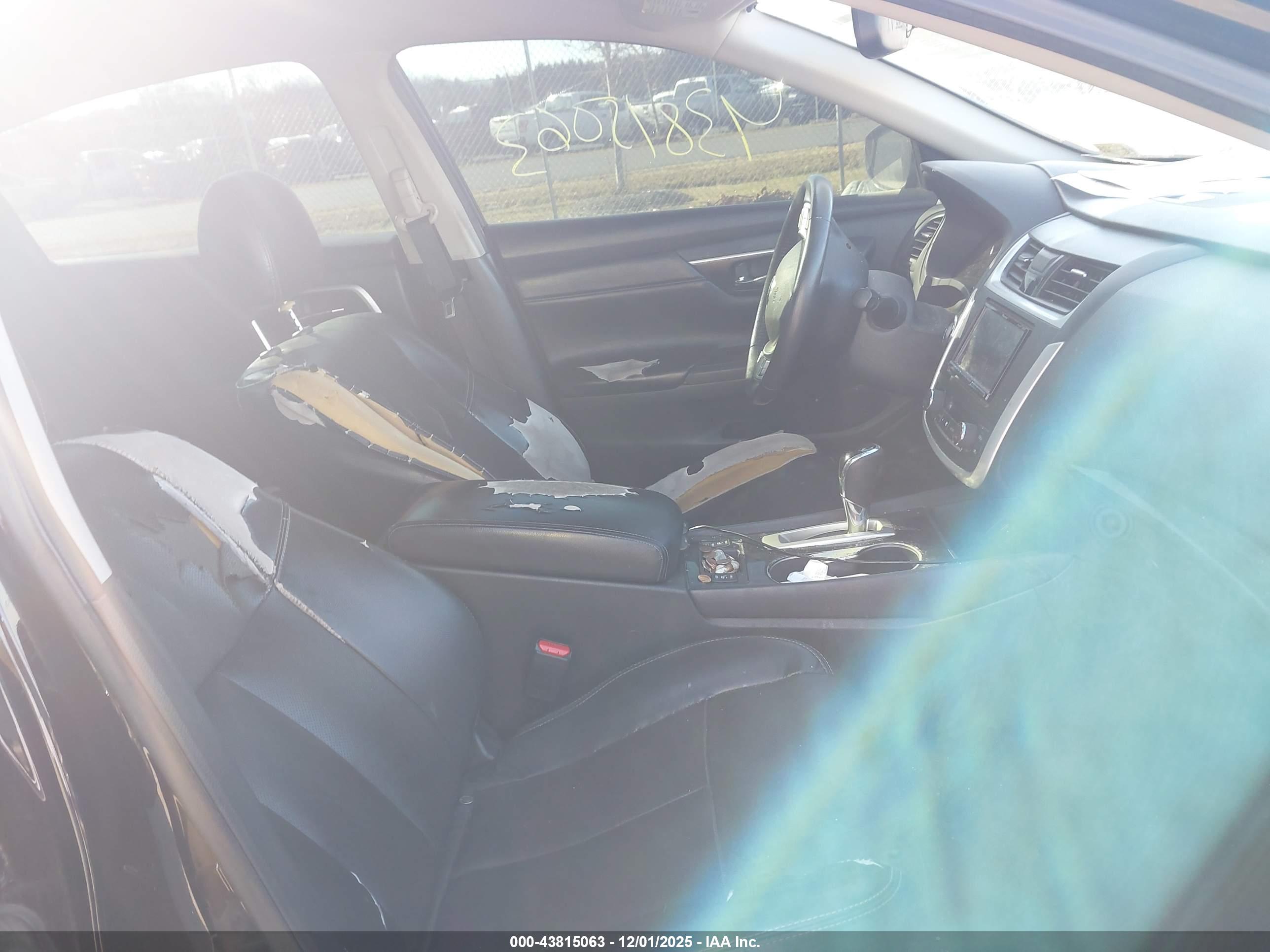 NISSAN ALTIMA image 5