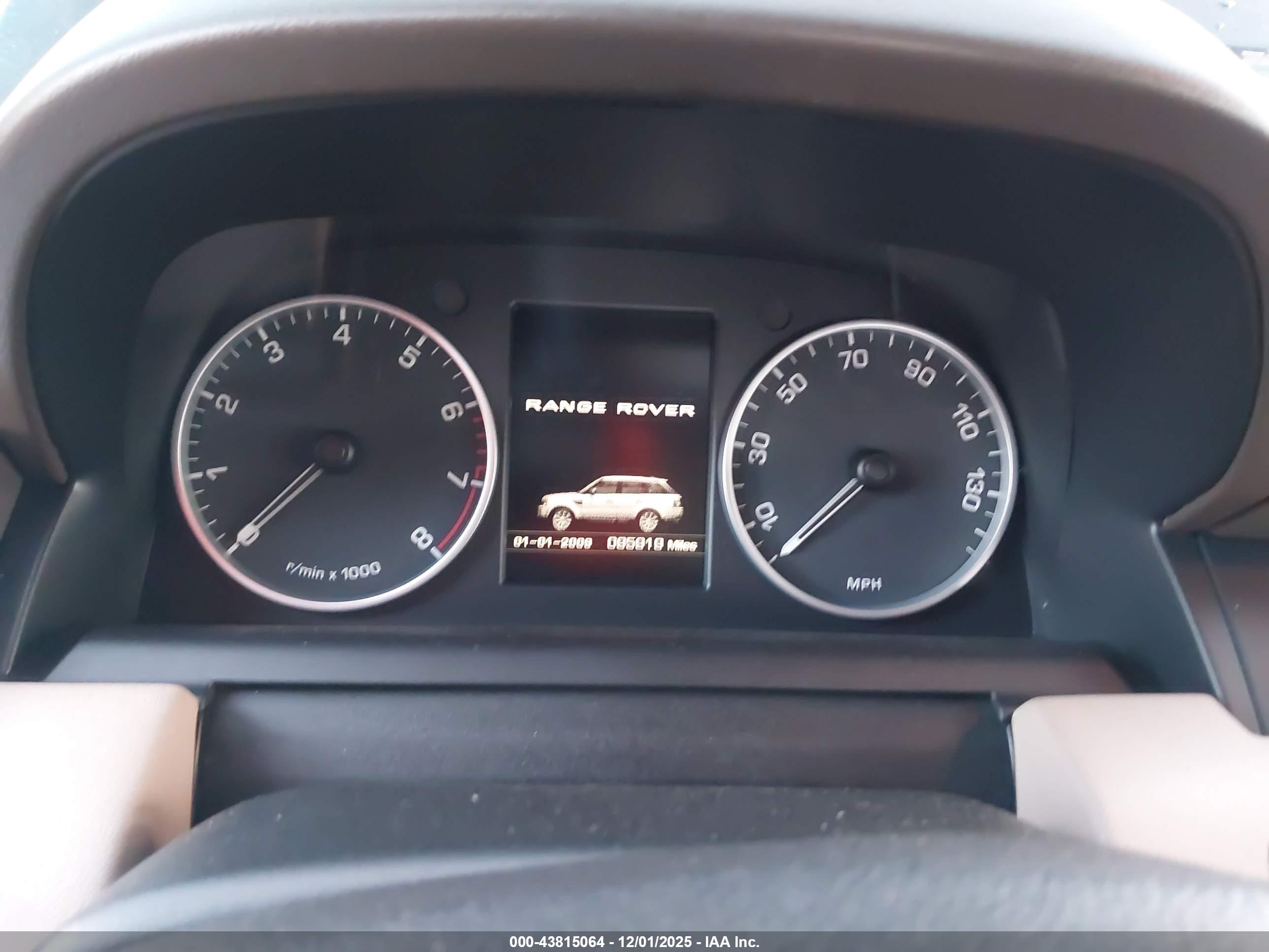 LAND ROVER image 7