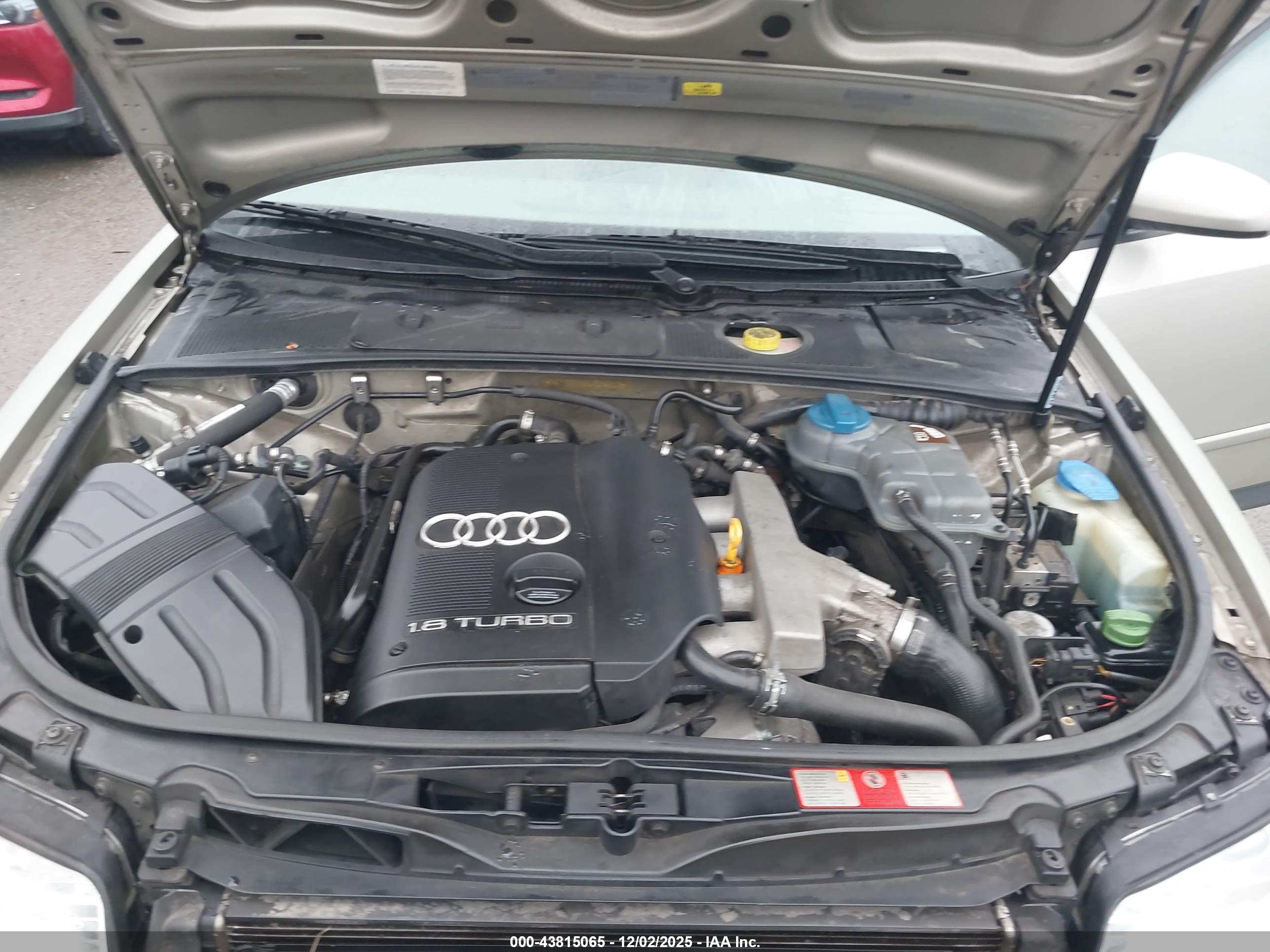 AUDI A4 image 10