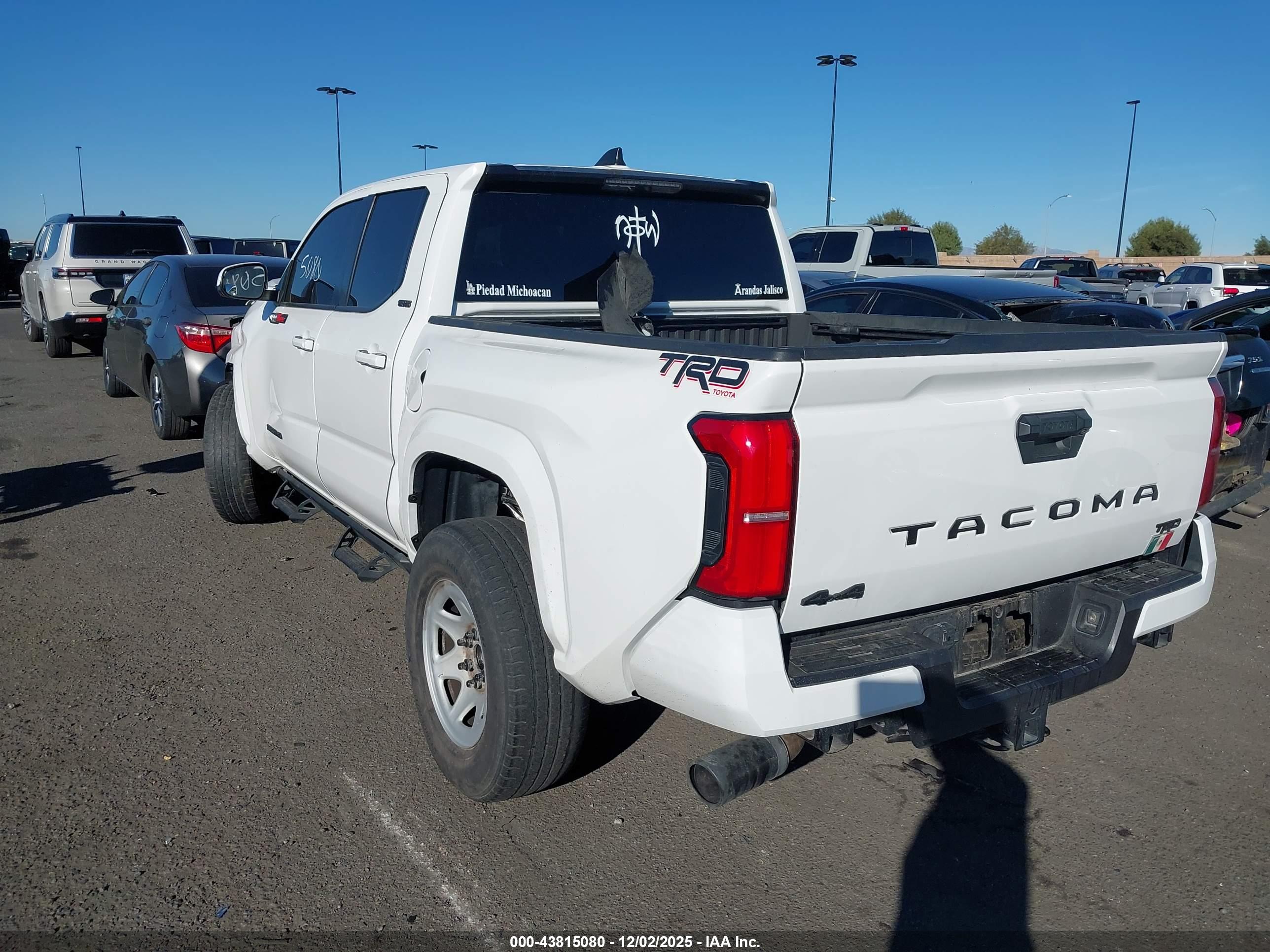 TOYOTA TACOMA image 3