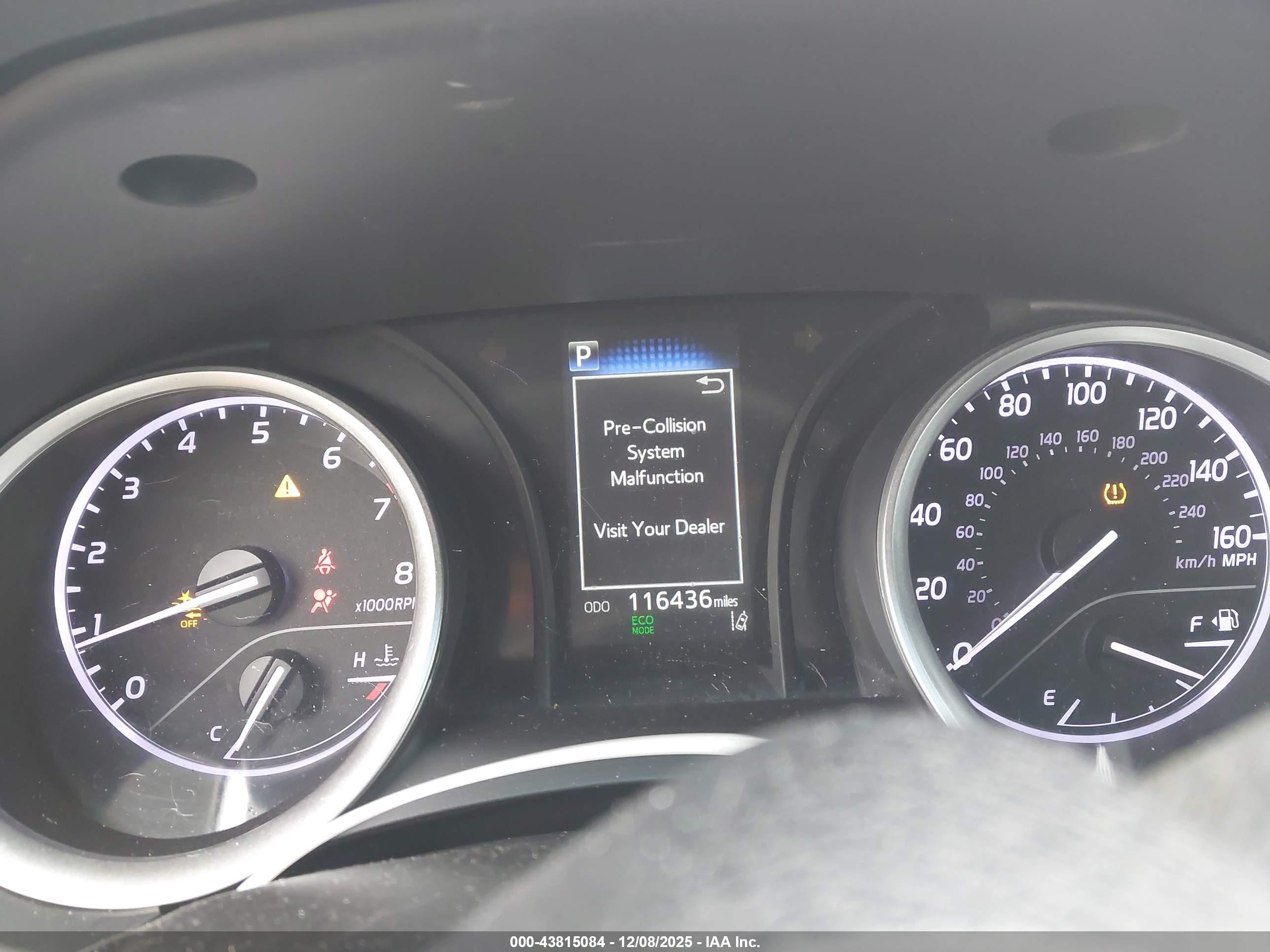 TOYOTA CAMRY image 7