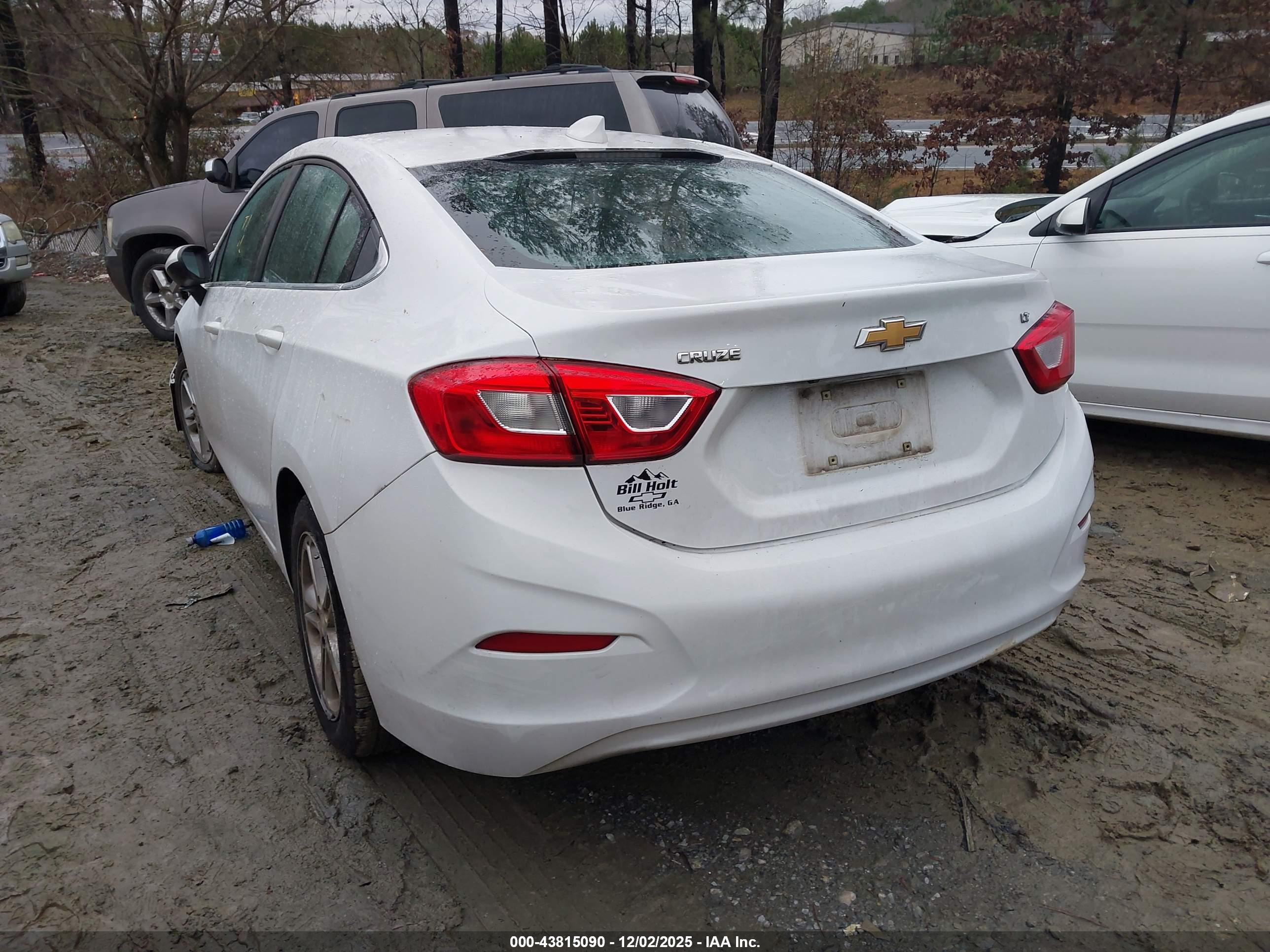 CHEVROLET CRUZE image 3
