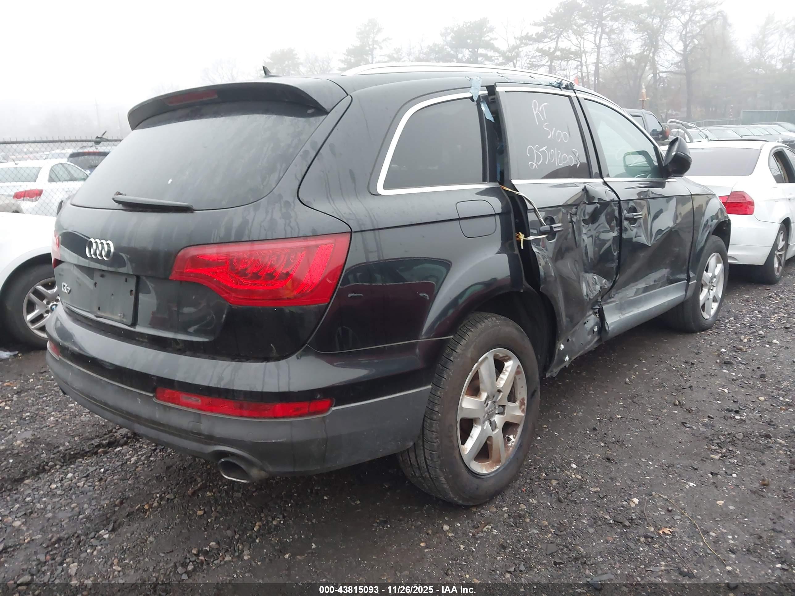 AUDI Q7 image 4