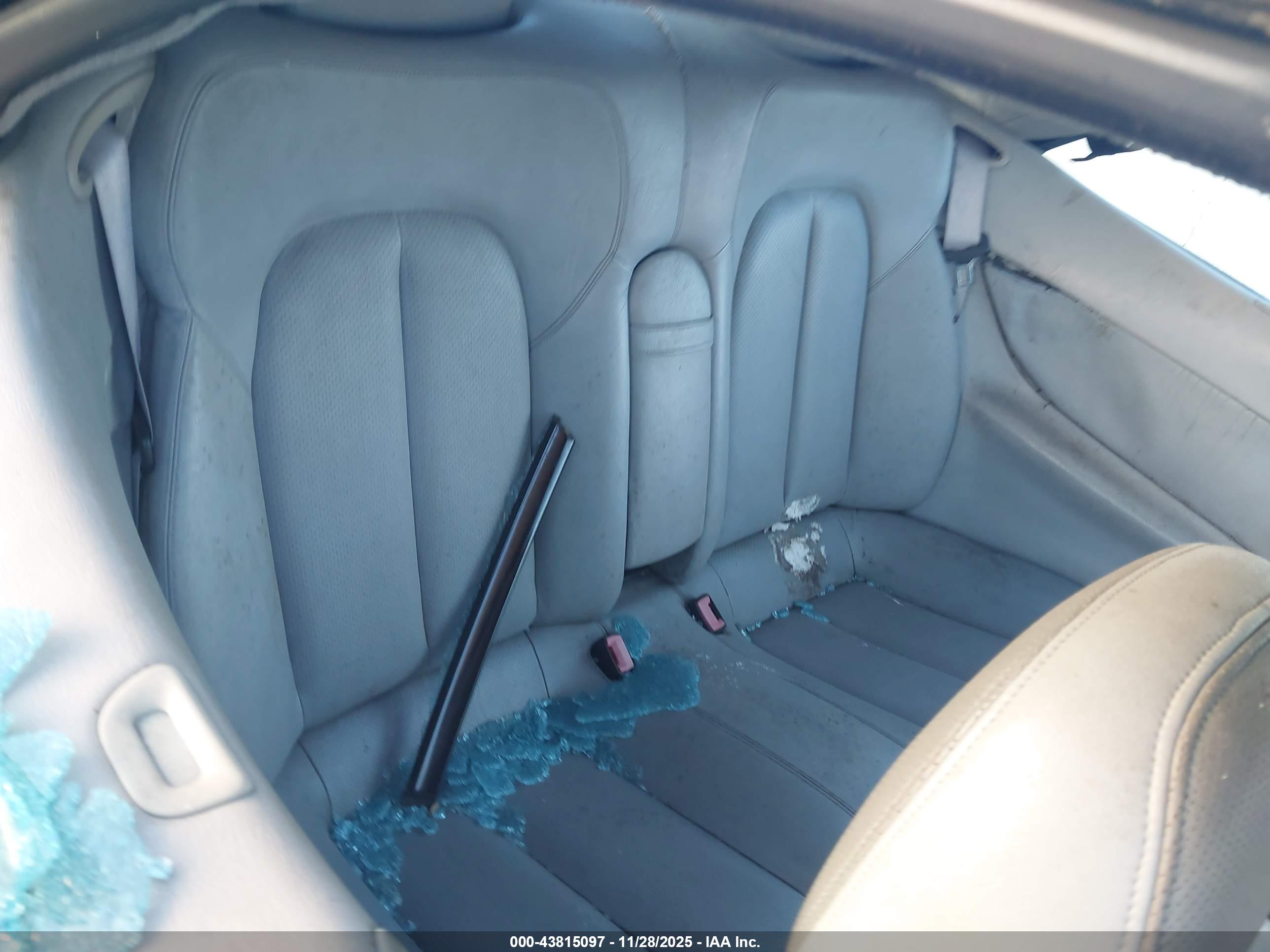 MERCEDES-BENZ CLK image 8