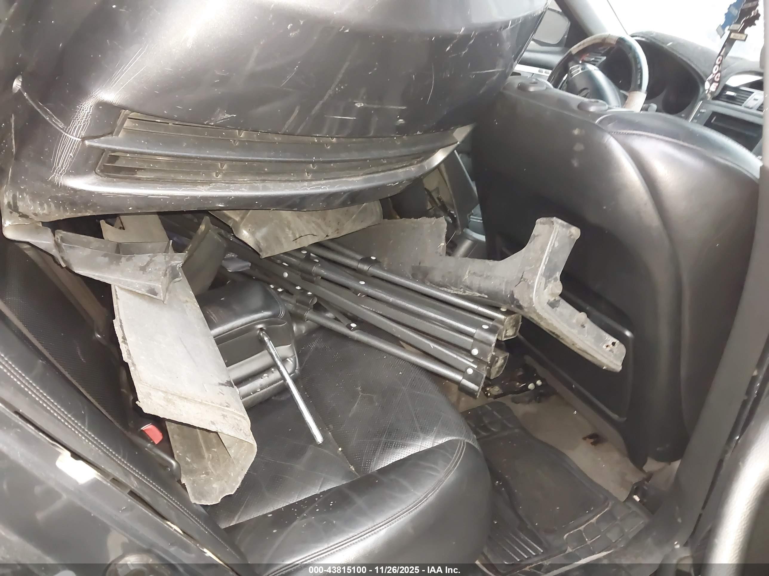 ACURA TL image 8