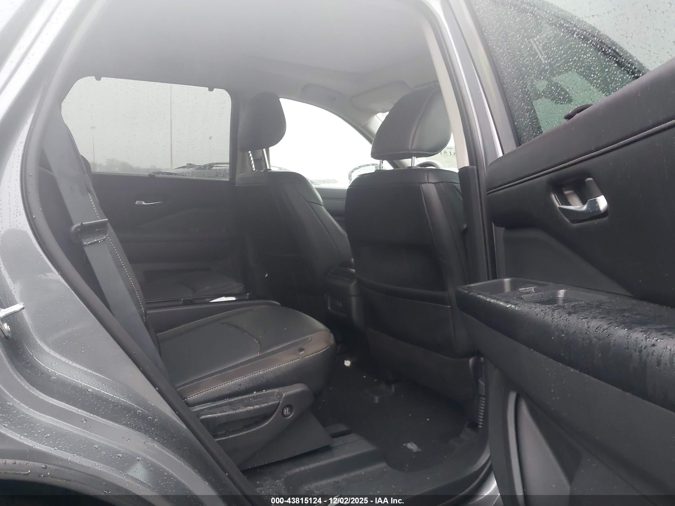 NISSAN PATHFINDER image 8