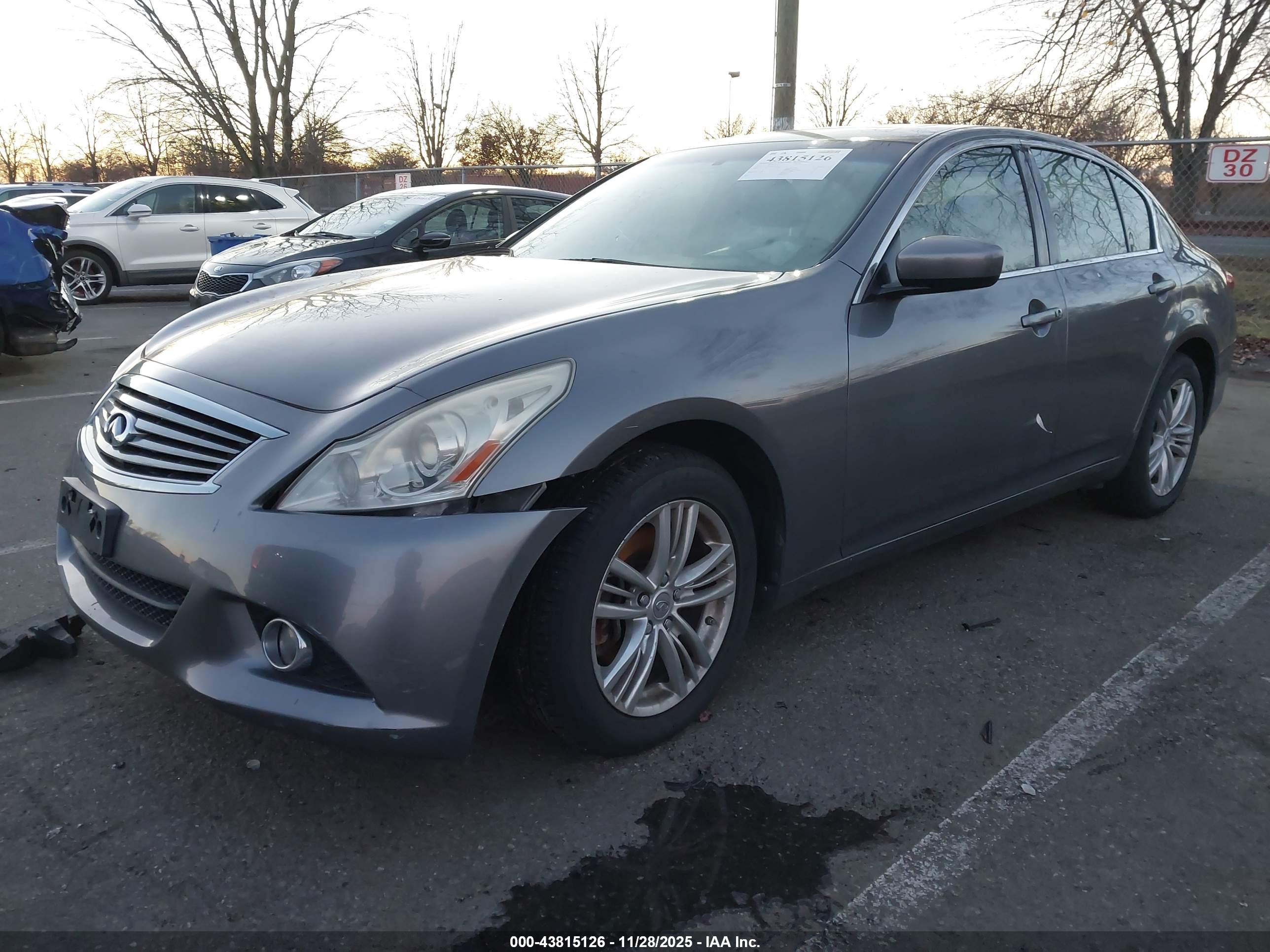 INFINITI G25X image 2