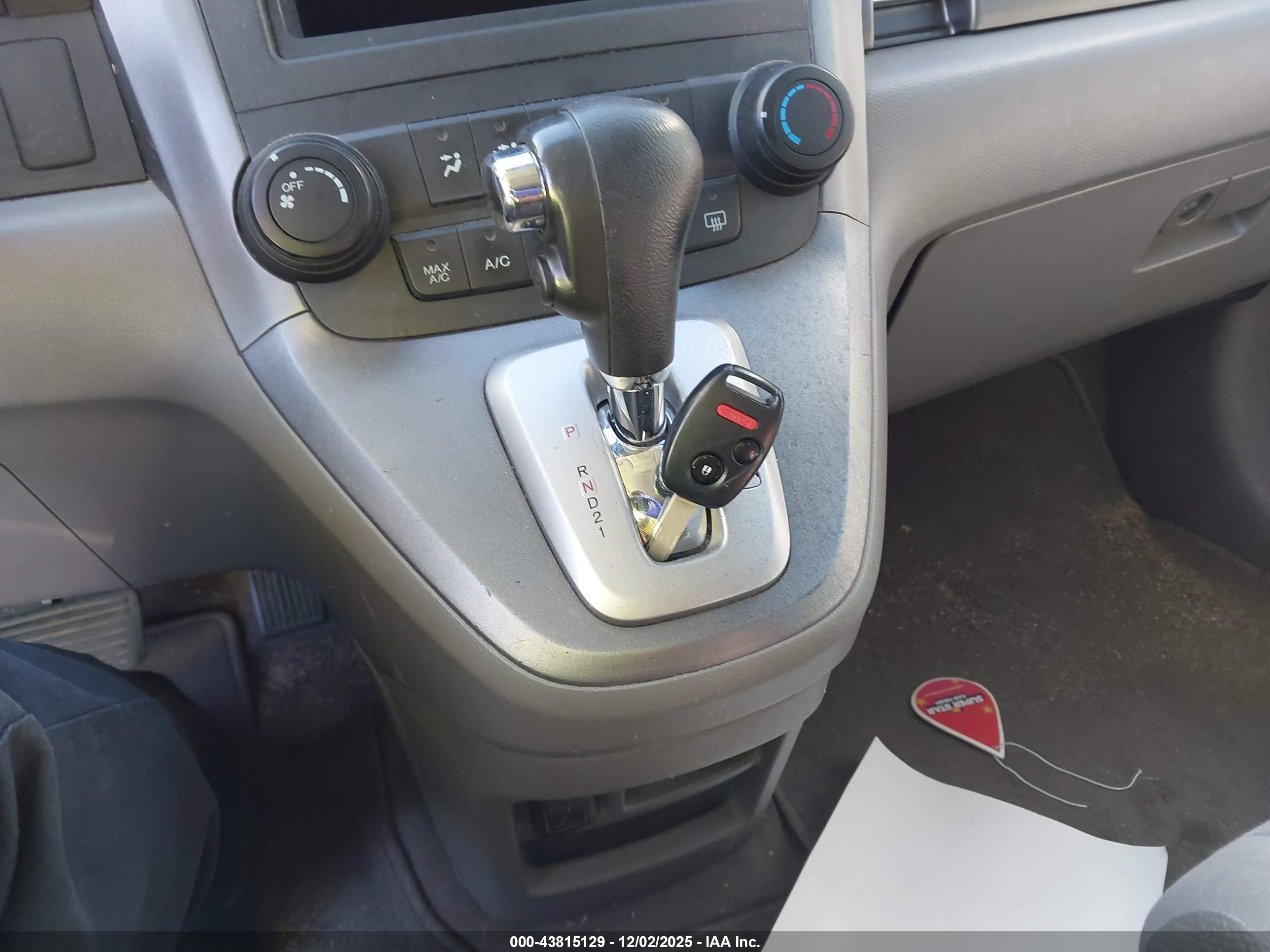 HONDA CR-V image 11