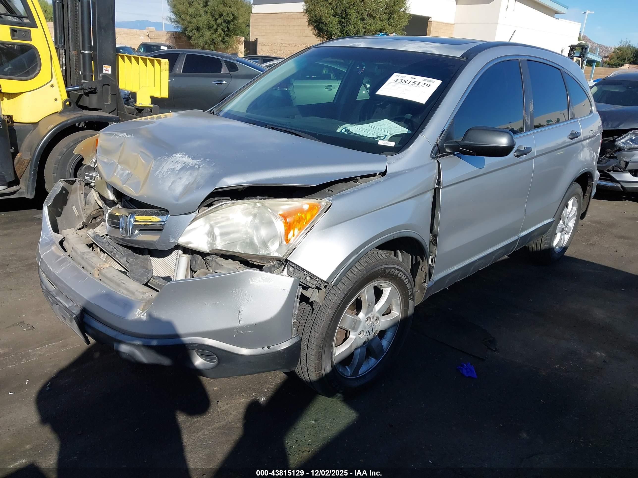 HONDA CR-V image 2