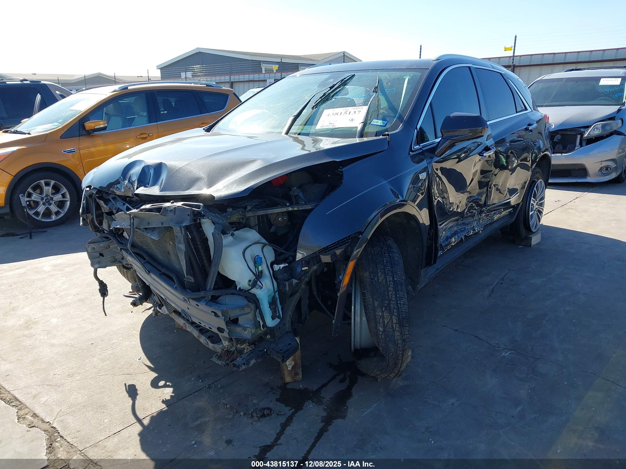 CADILLAC XT5 image 2