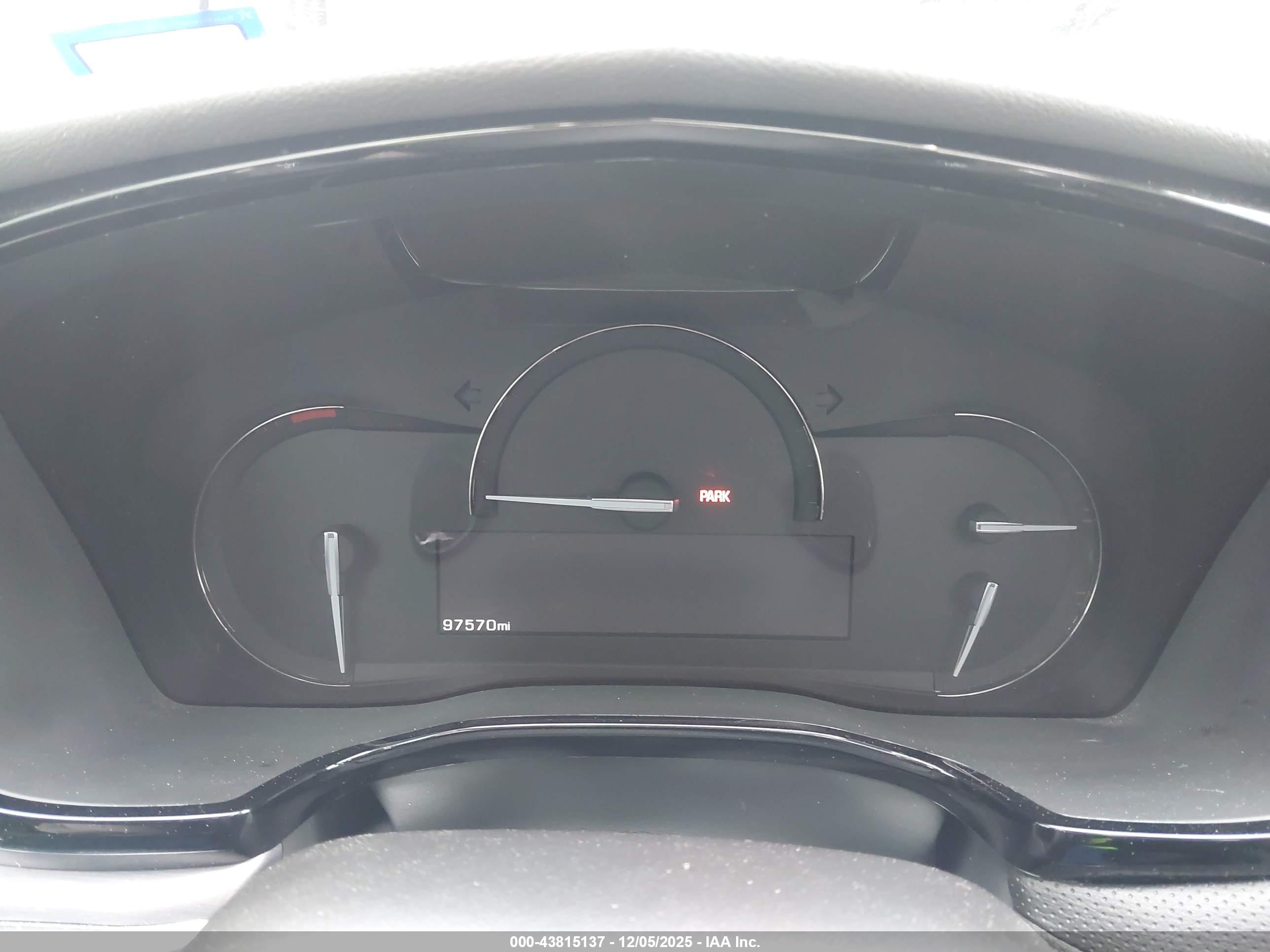 CADILLAC XT5 image 7