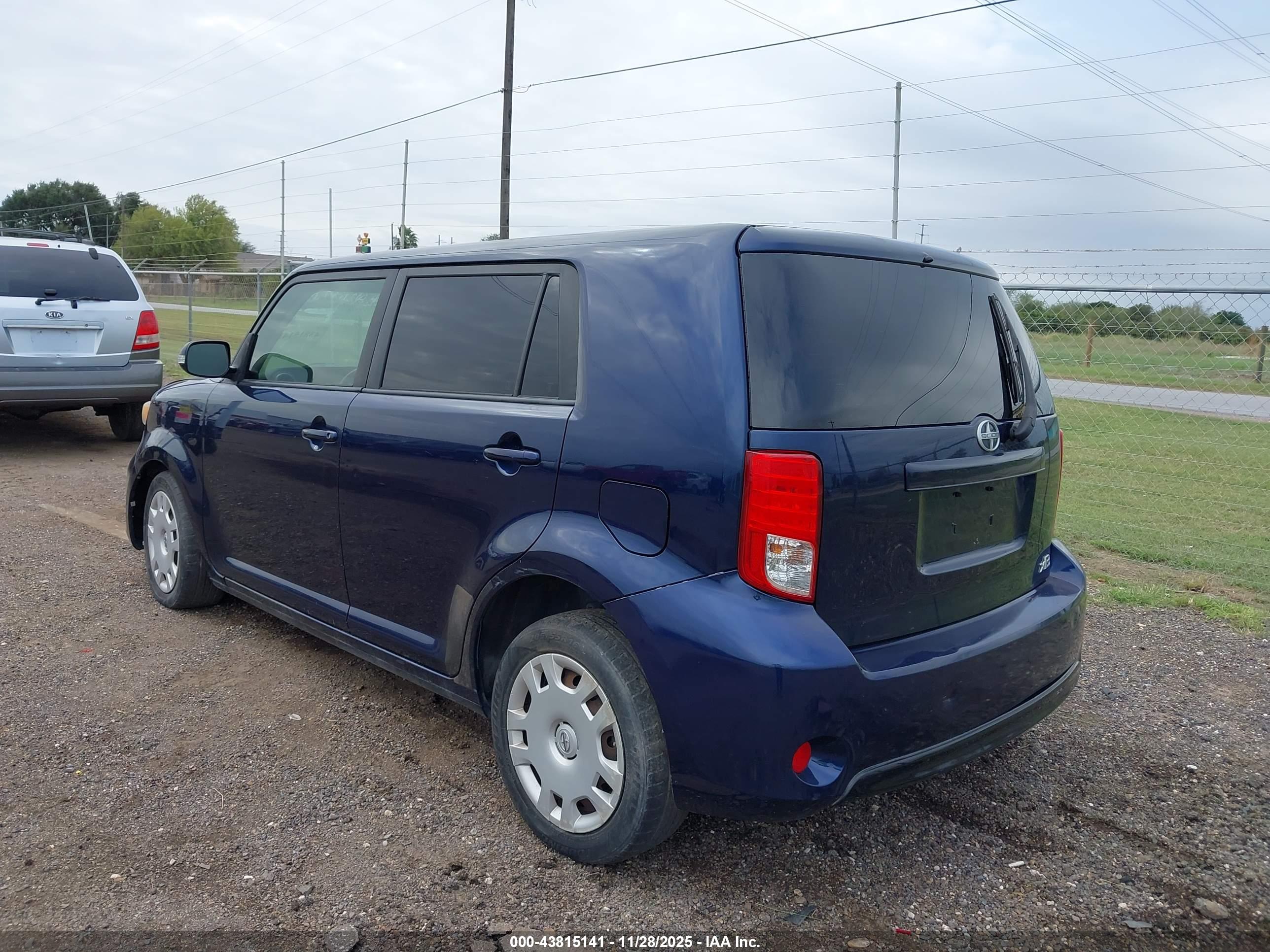 SCION XB image 3