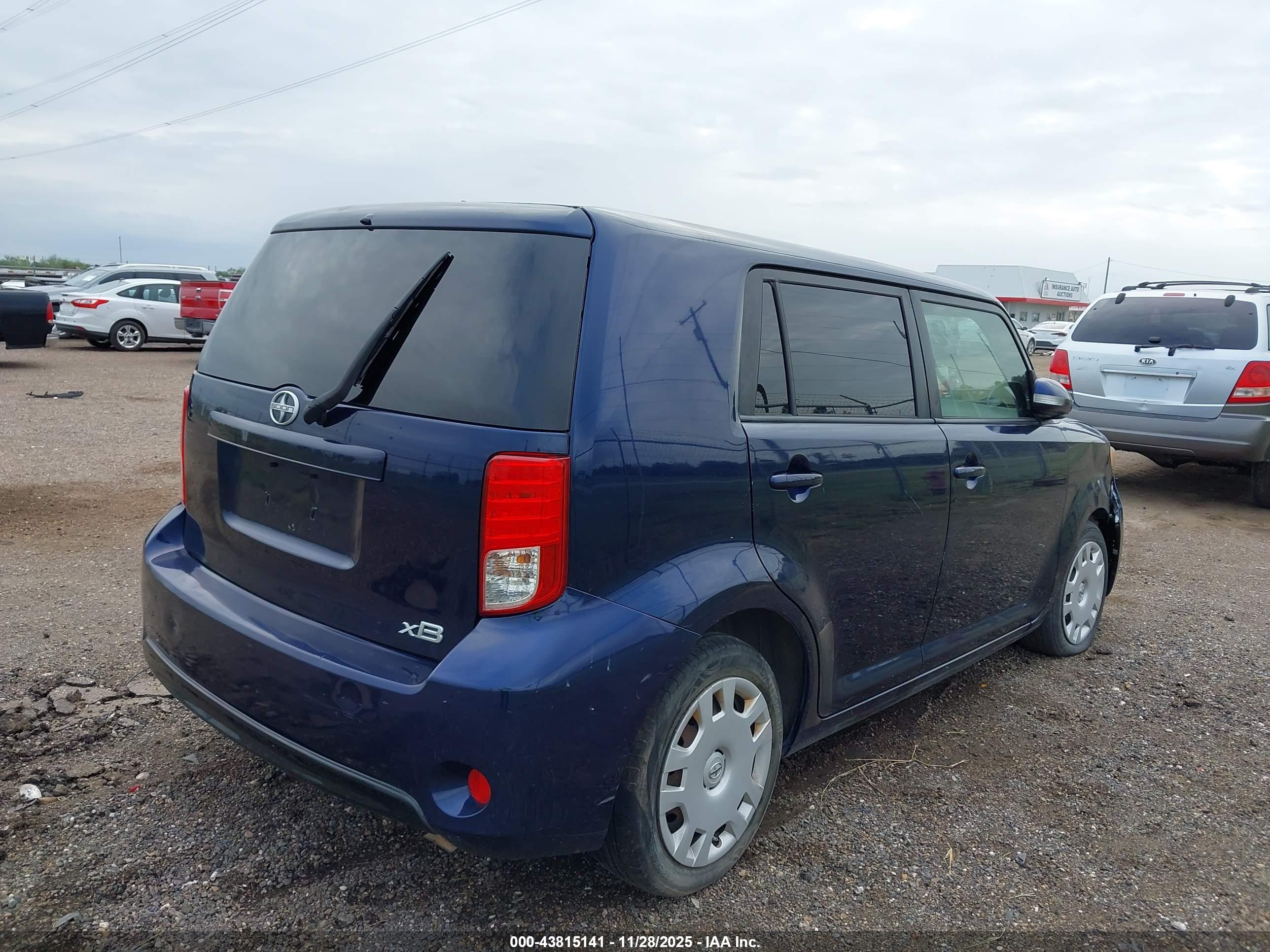 SCION XB image 4