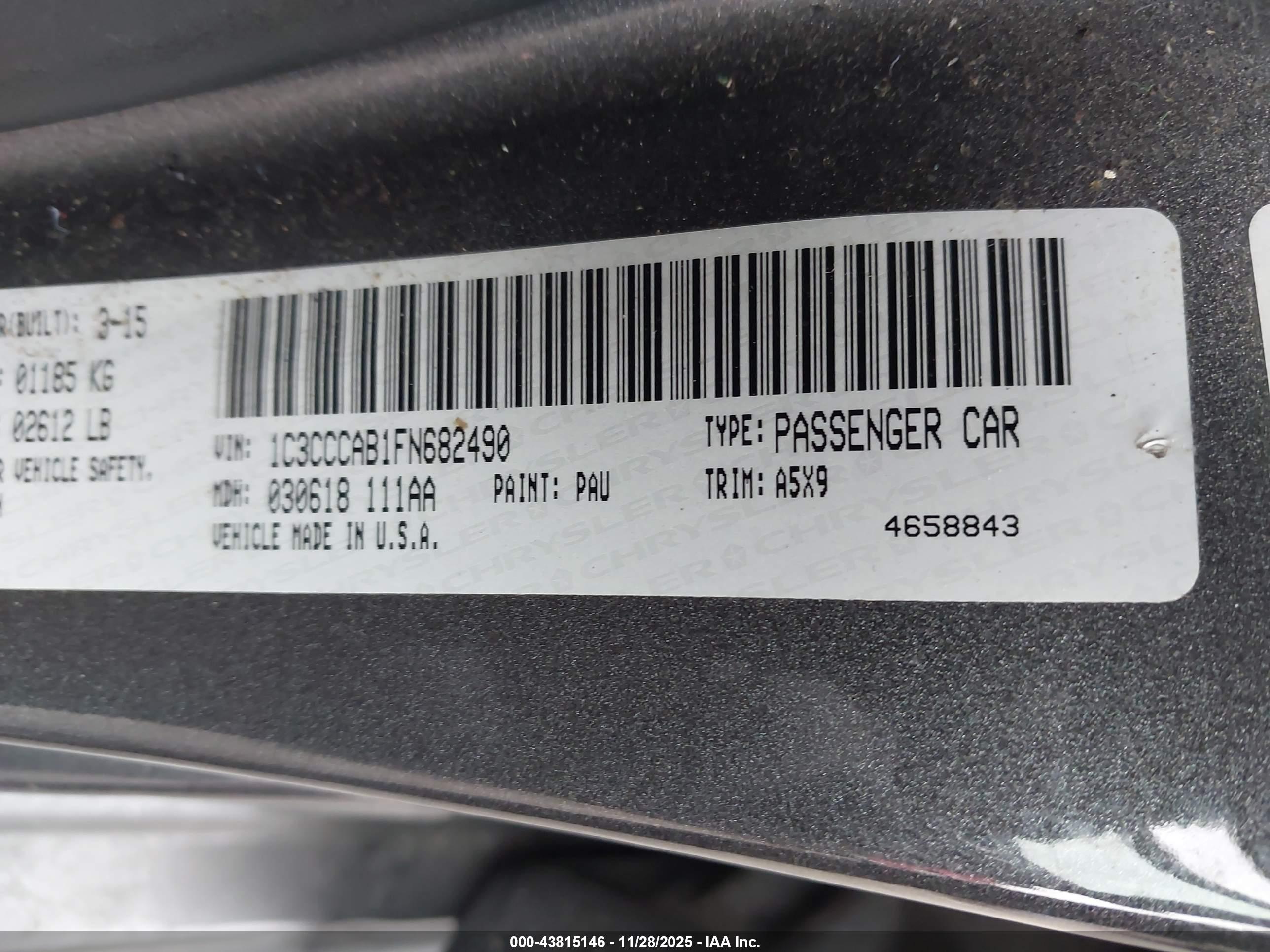 CHRYSLER 200 image 9