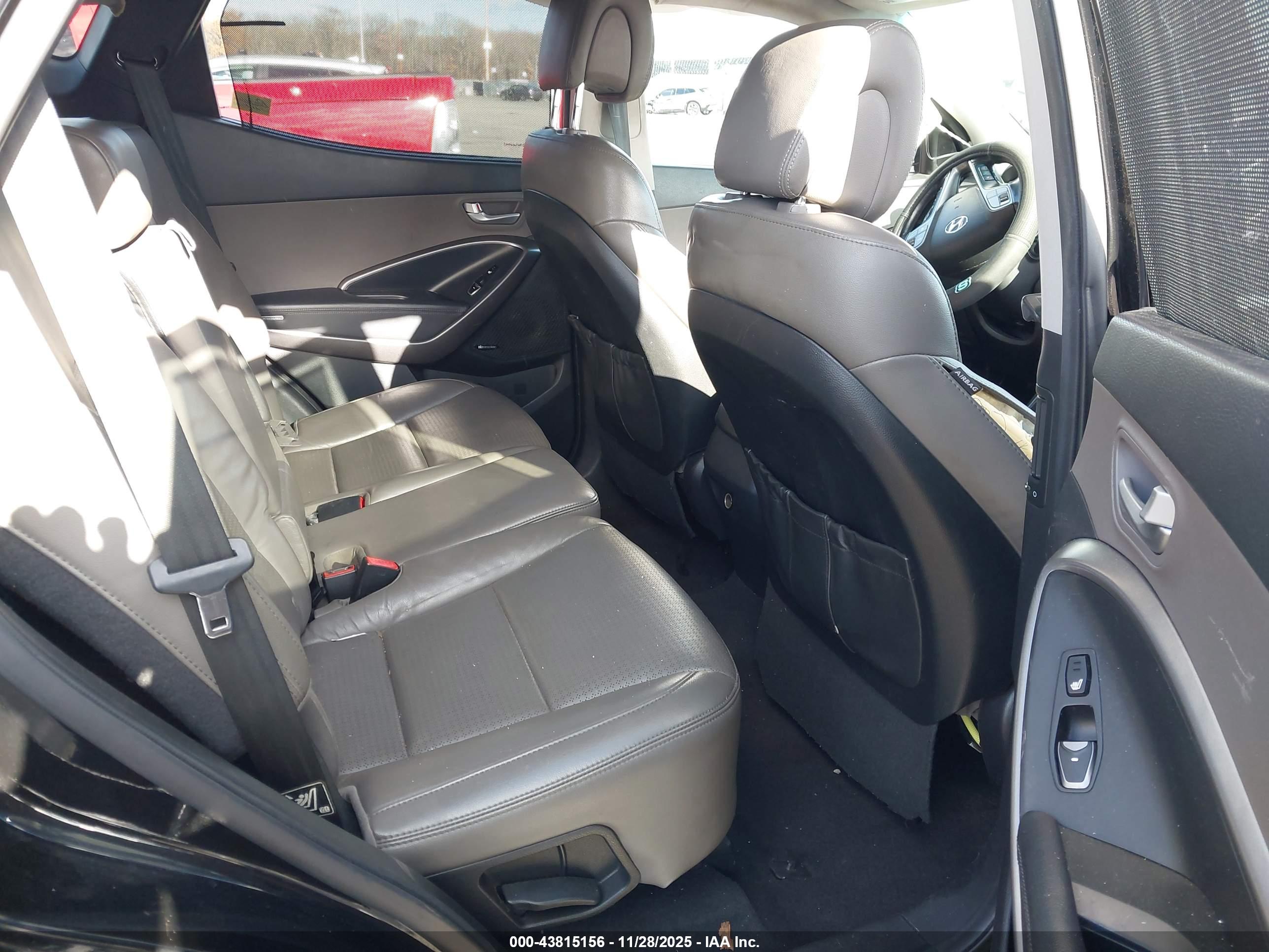 HYUNDAI SANTA image 8