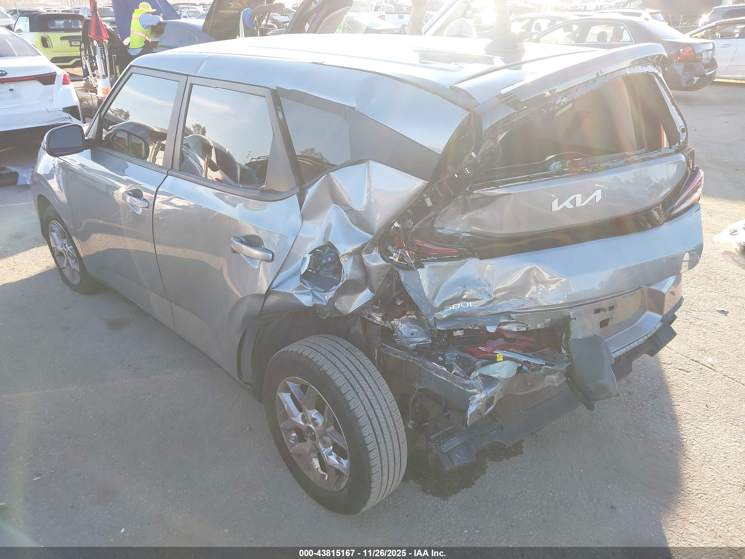 KIA SOUL image 3