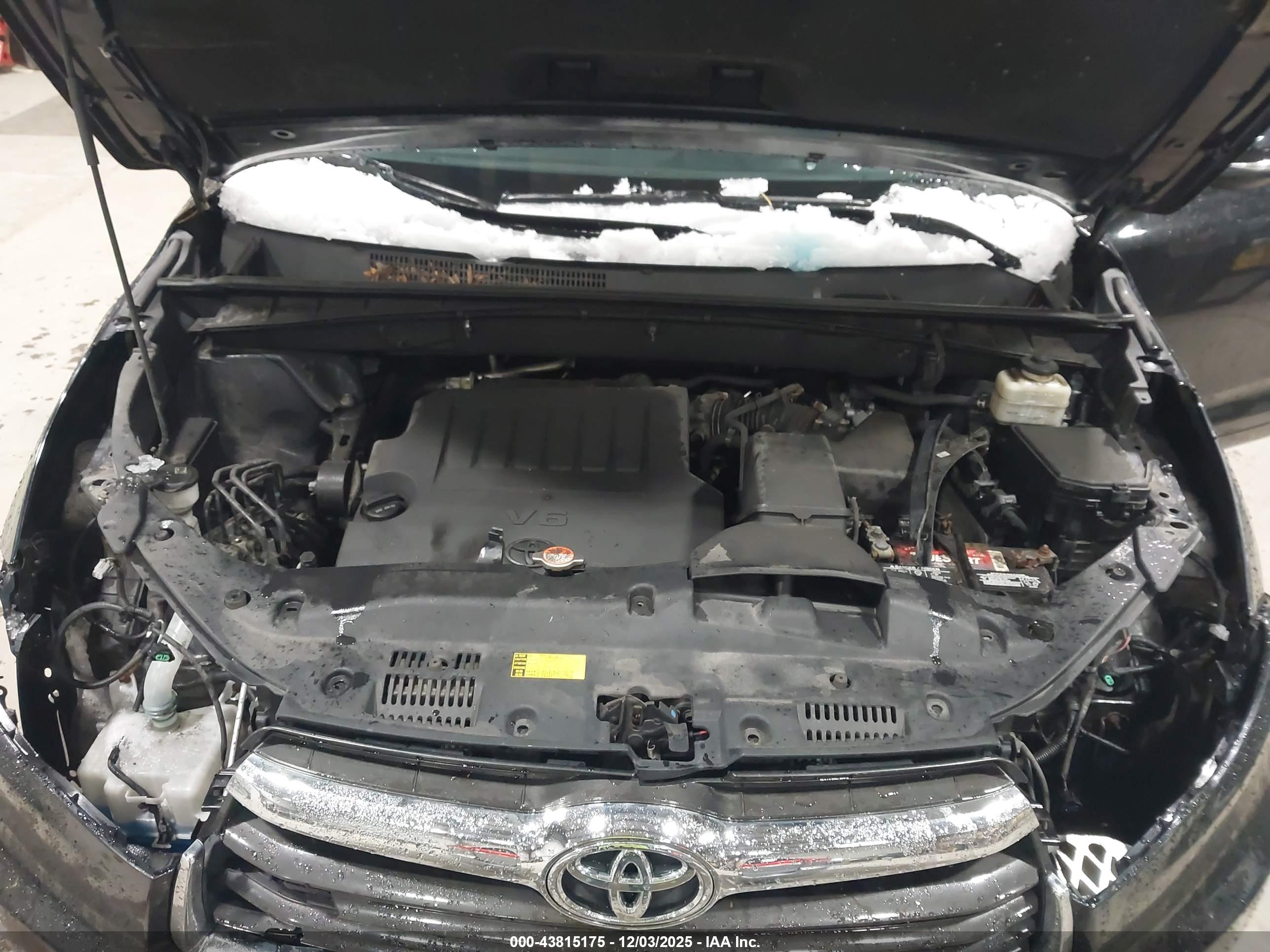 TOYOTA HIGHLANDER image 10