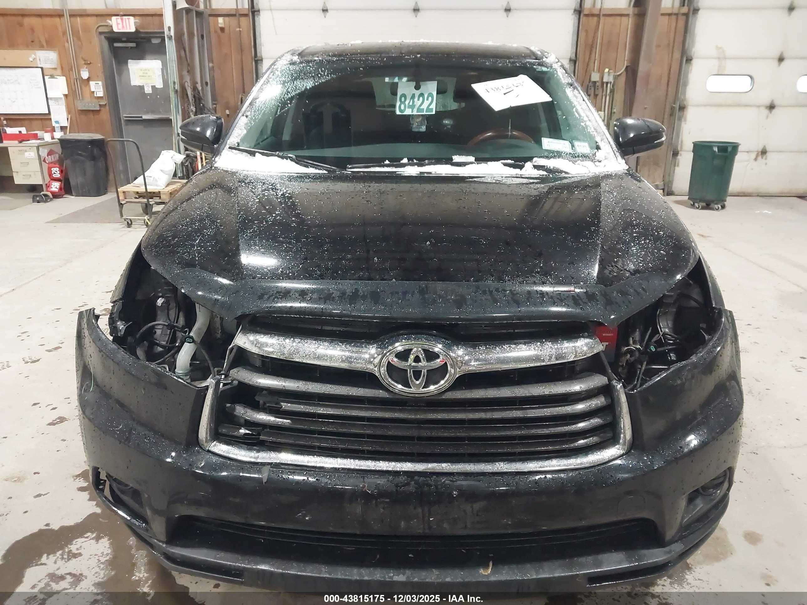 TOYOTA HIGHLANDER image 6
