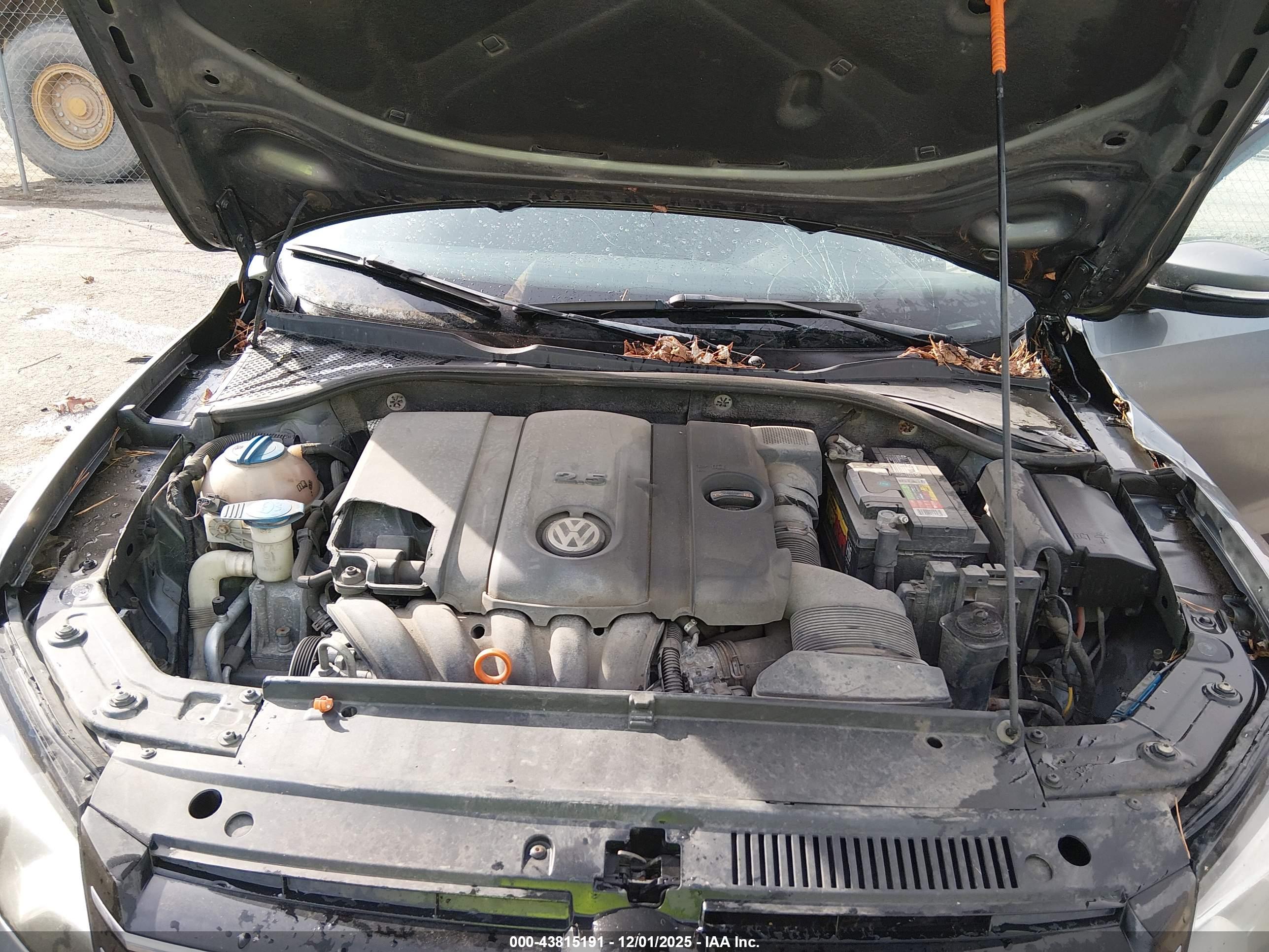 VOLKSWAGEN PASSAT image 10