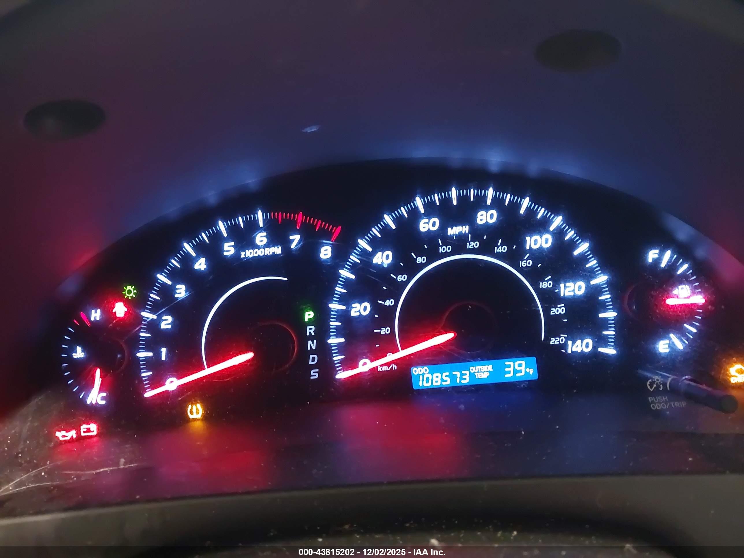 TOYOTA CAMRY image 7
