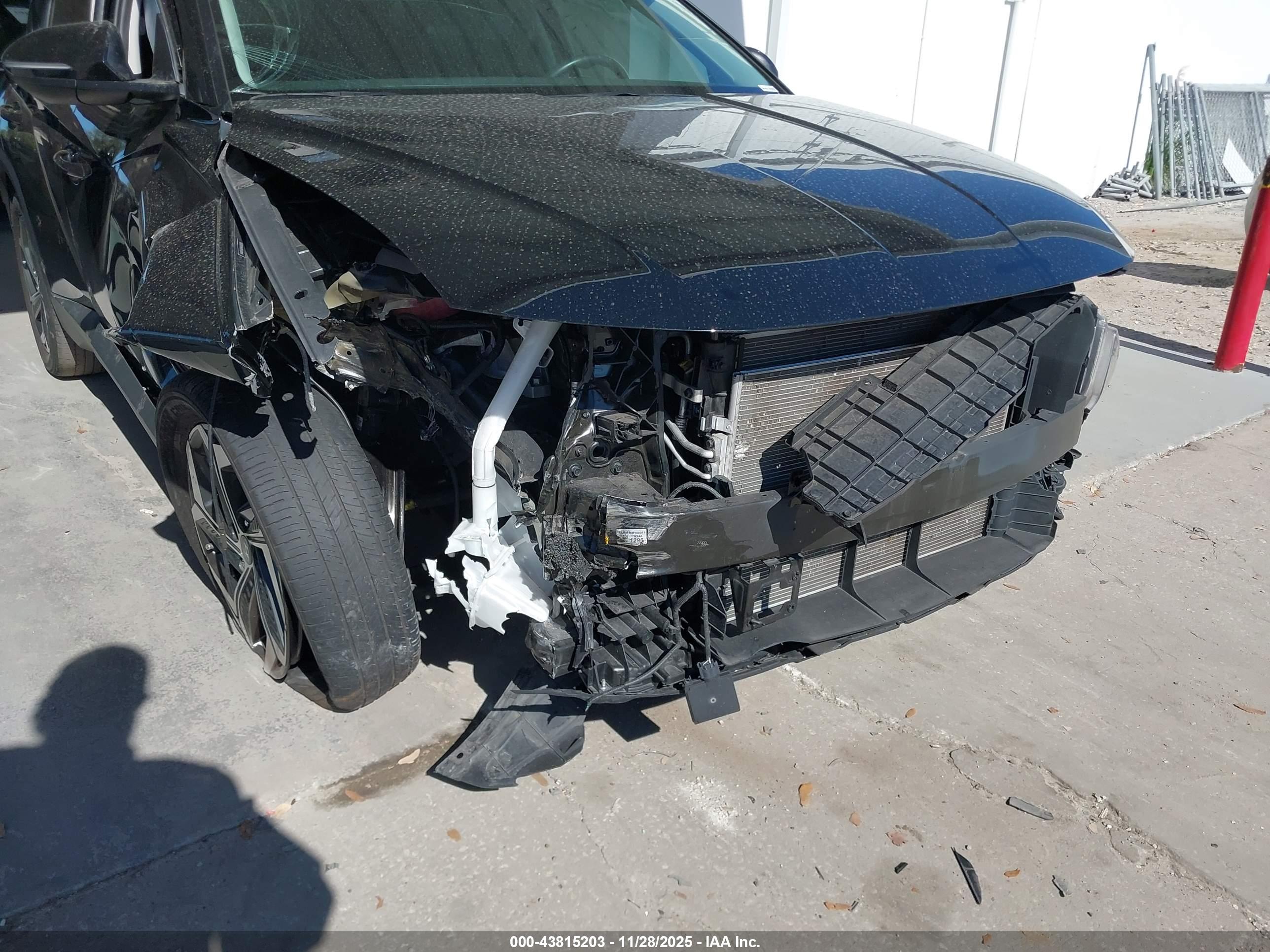 HYUNDAI TUCSON image 6