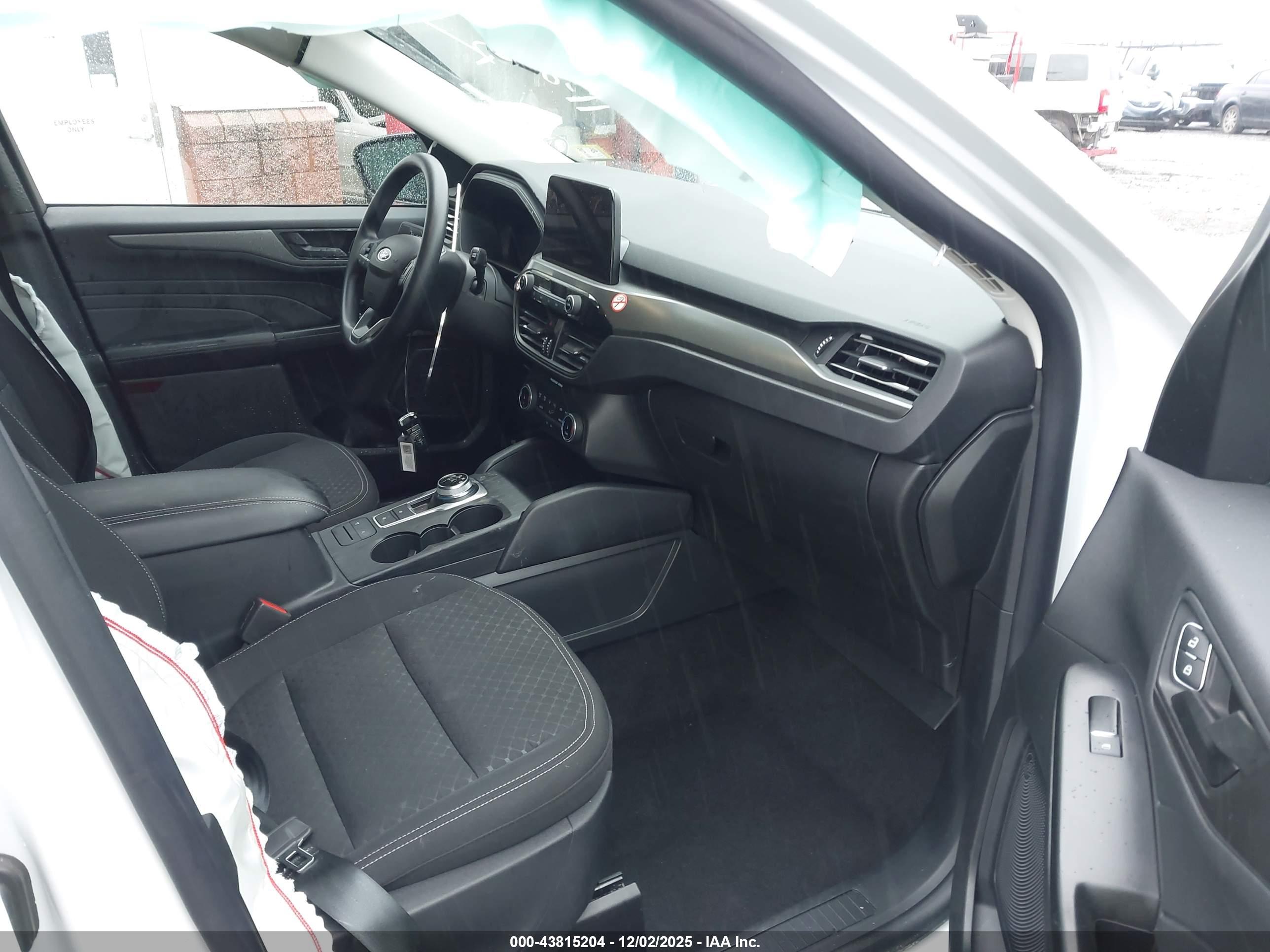 FORD ESCAPE image 5