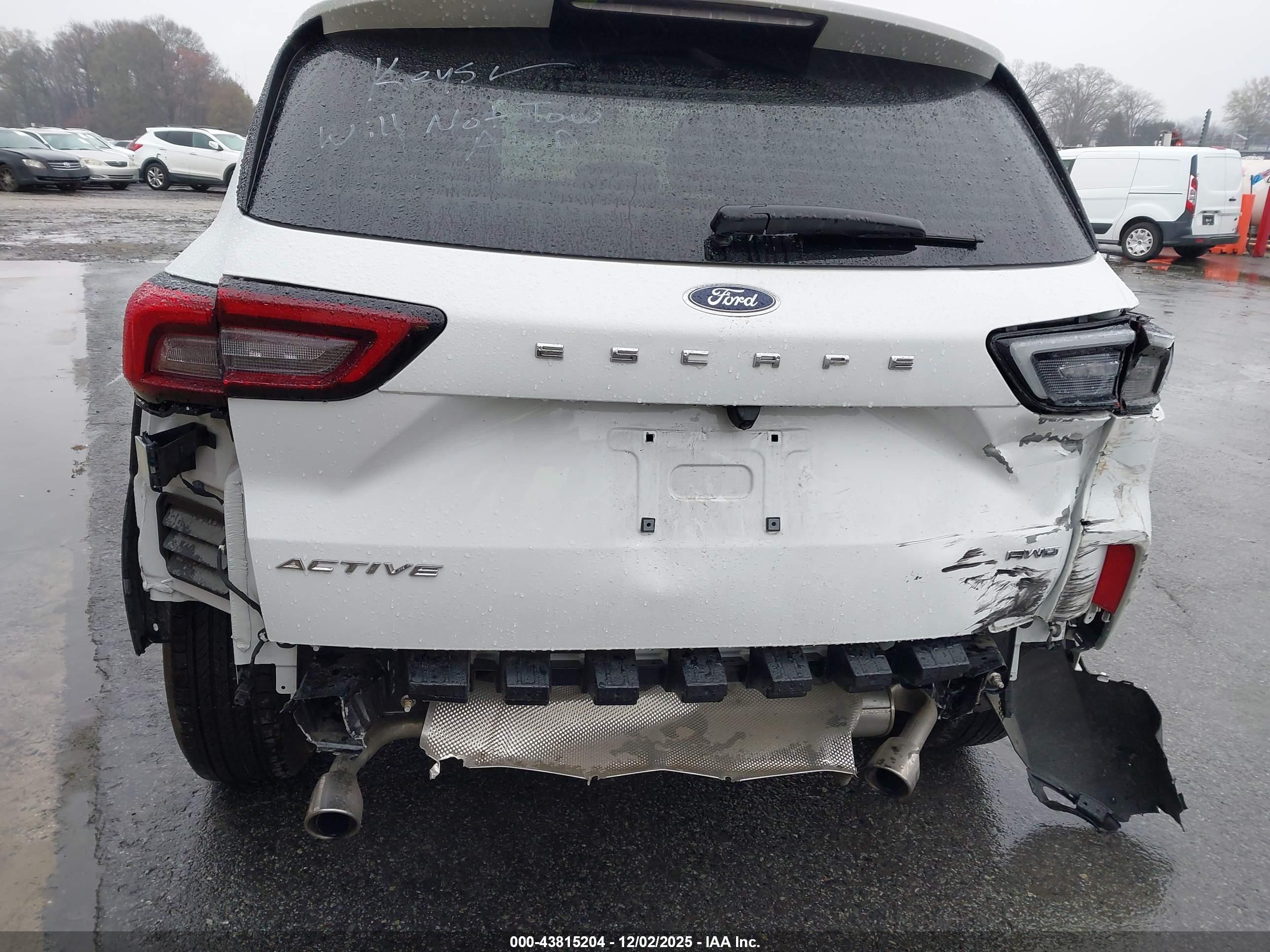FORD ESCAPE image 6