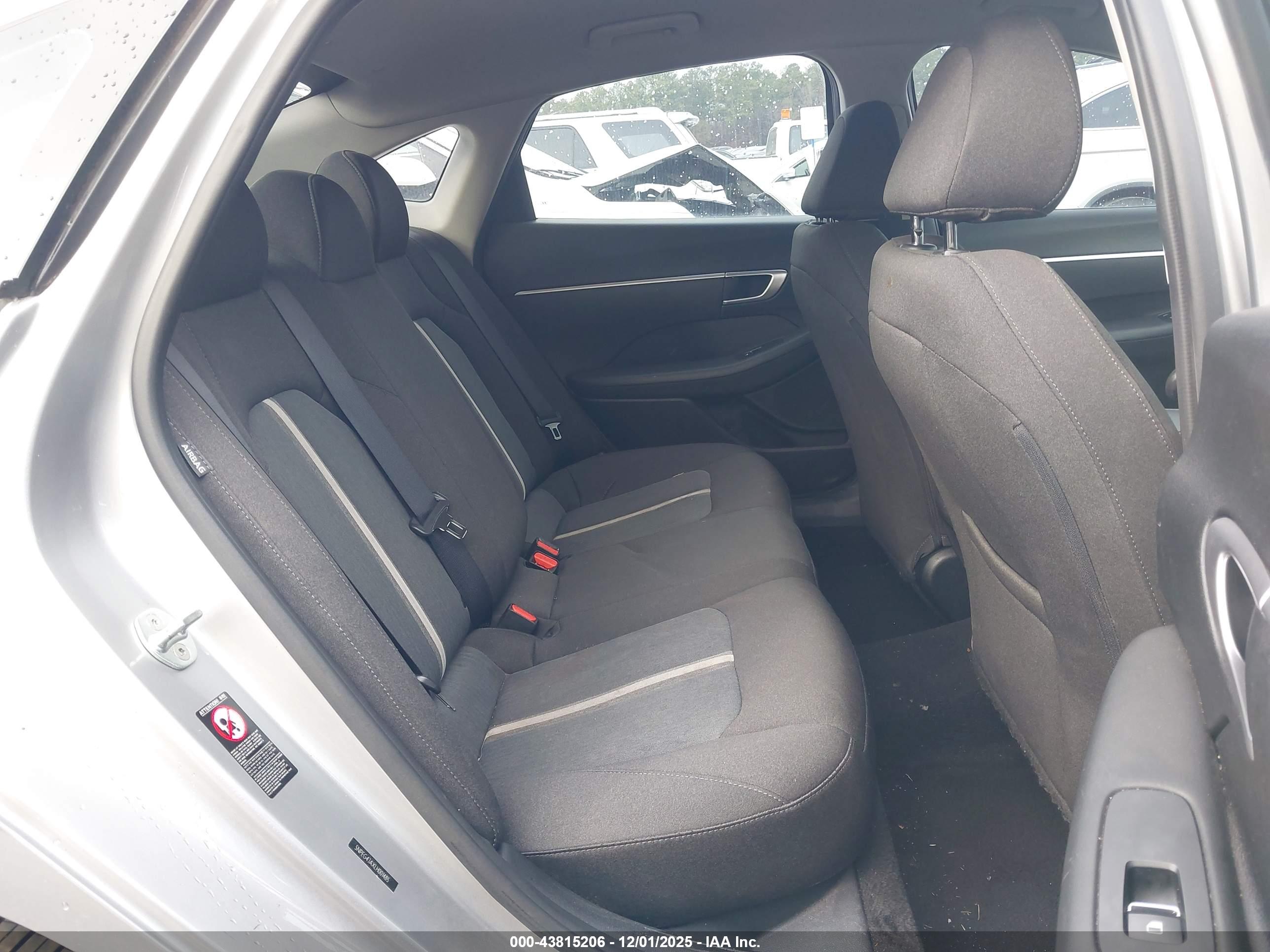 HYUNDAI SONATA image 8