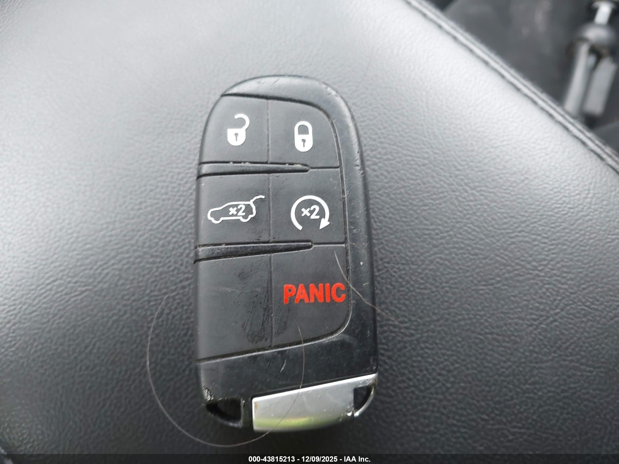 JEEP GRAND image 11